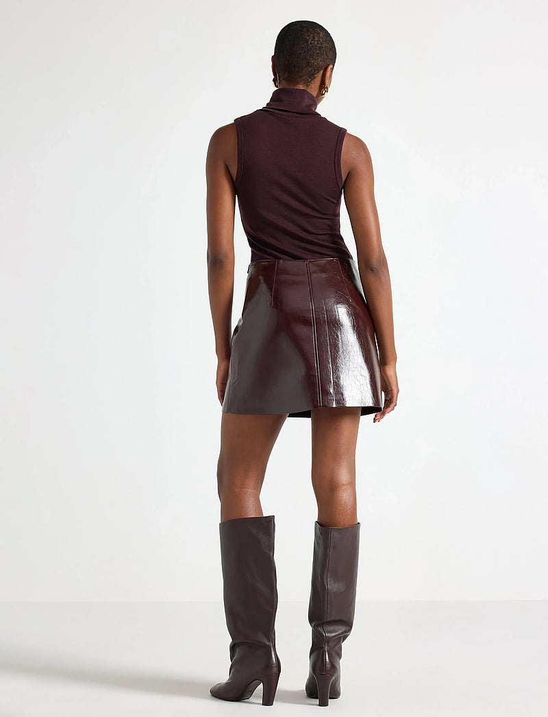 Lindex - Skirt Celia PU - kurze röcke - dark red - 3