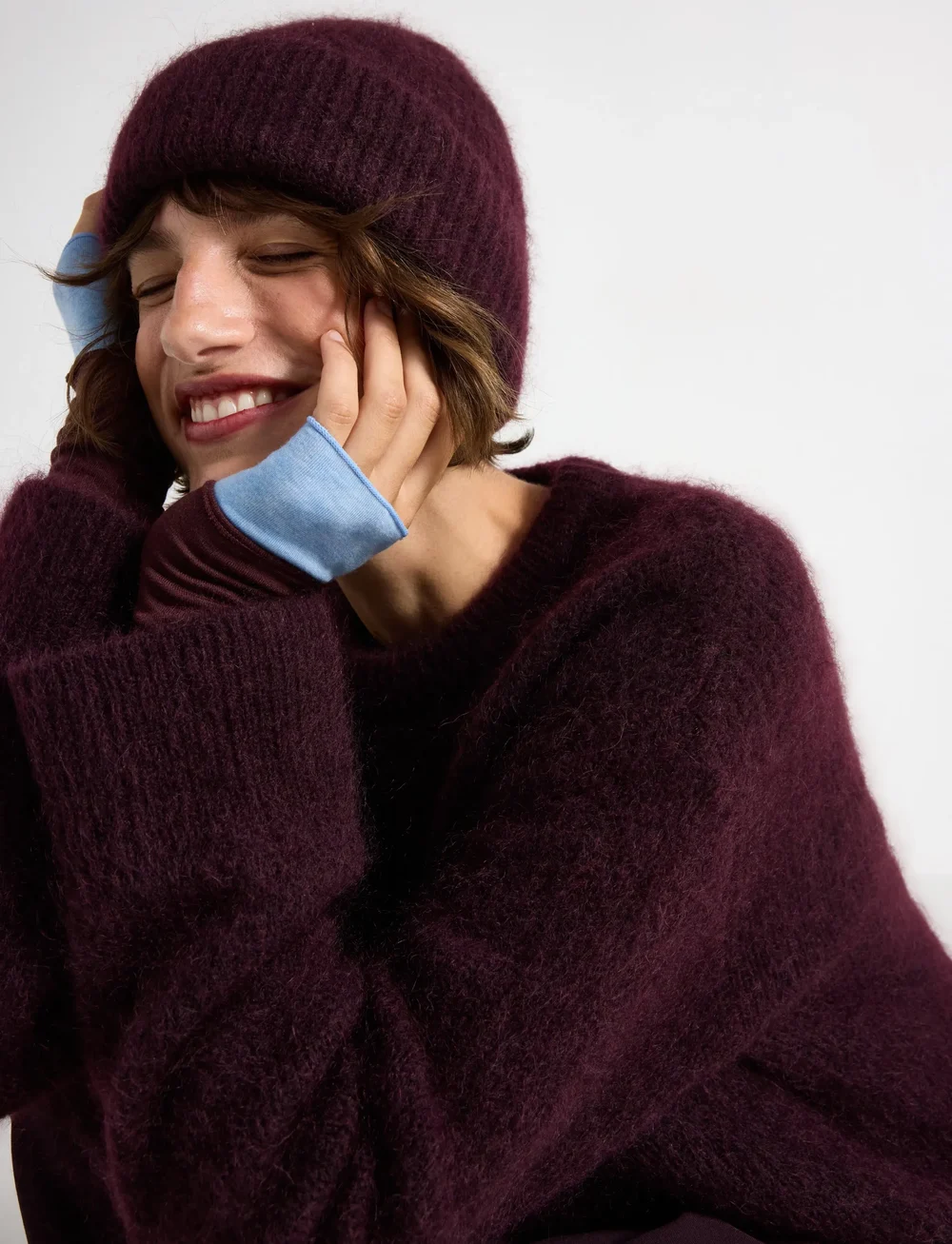 Lindex - Ribbestrikket lue i mohairblanding - mössor - dark red - 3