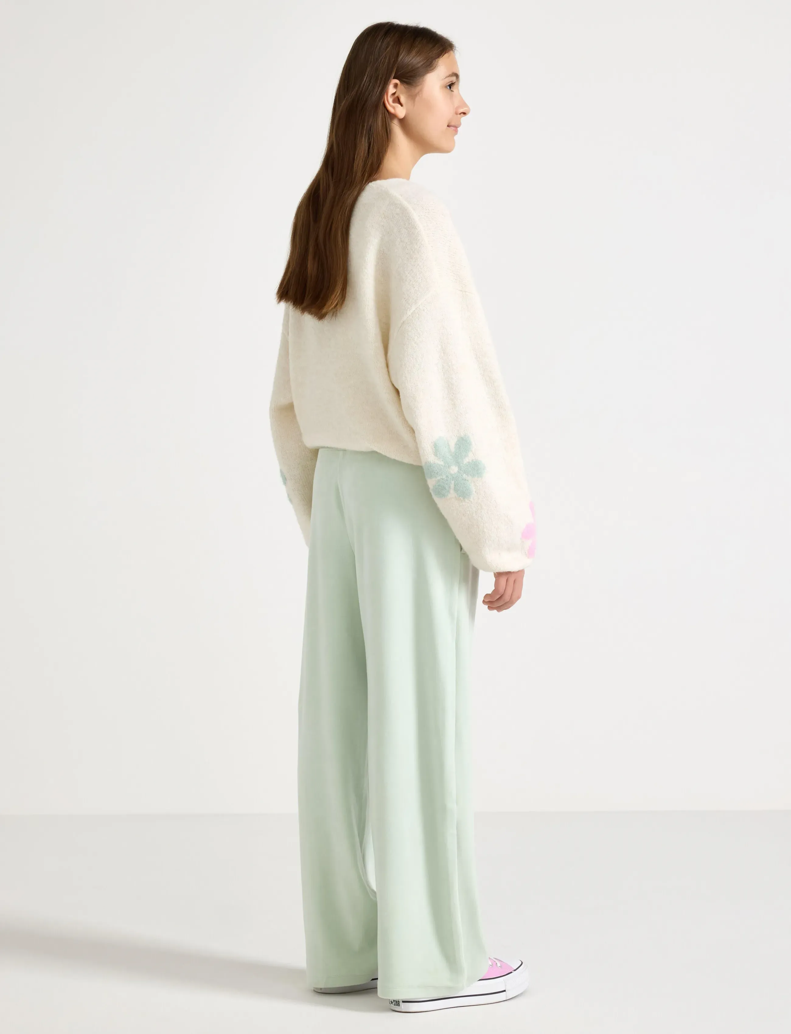 Lindex - Wide trousers in velour - sporta bikses - light dusty green - 3