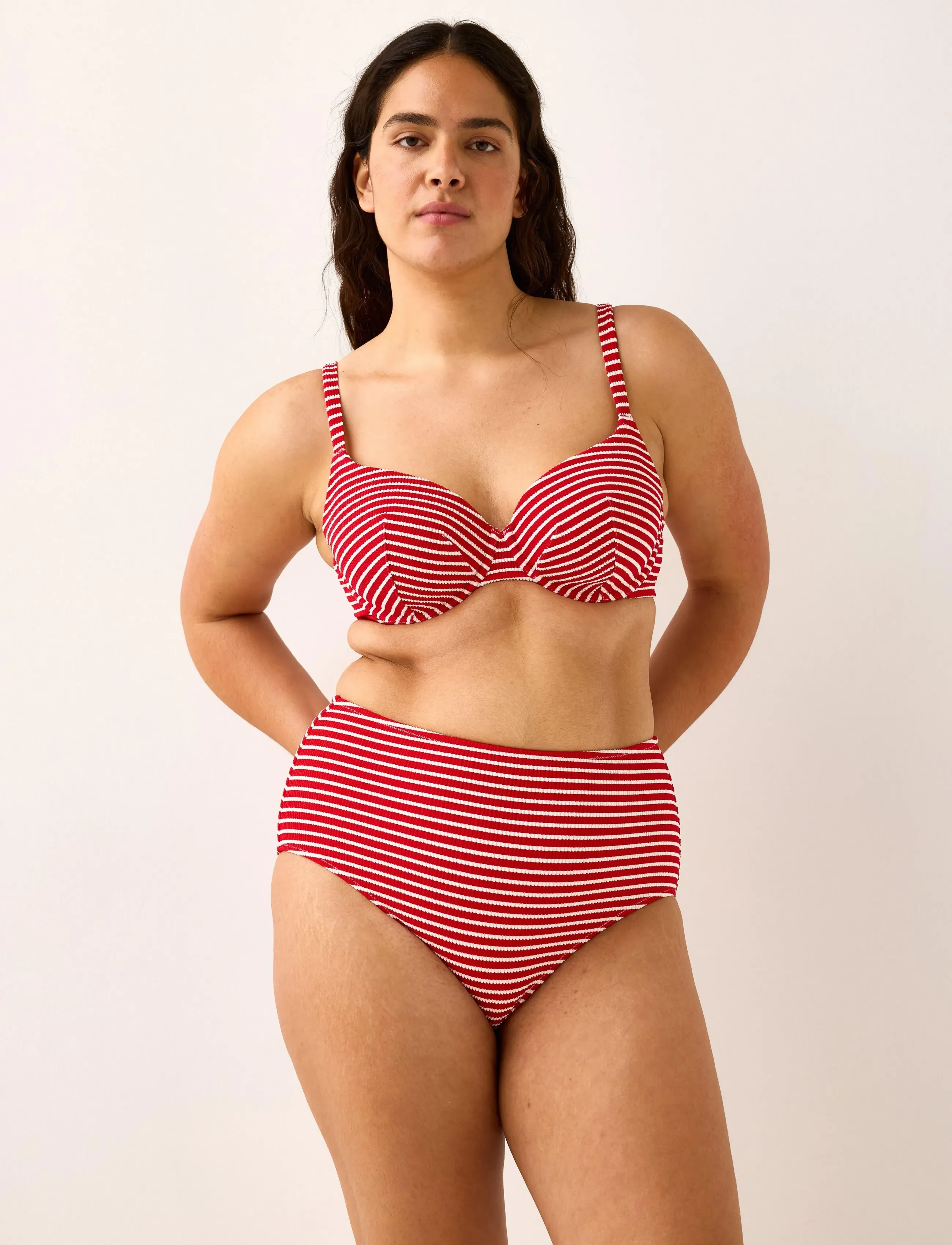 Lindex Crinkled Bikini Bottom With High Waist, Kvinder, Krøllet Højtaljet Bikinitrusse, Rød, Str: S