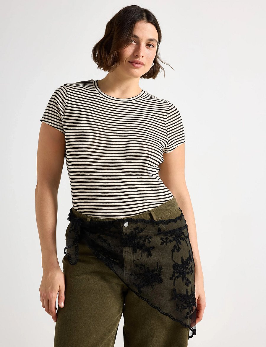 Lindex - Top Bella shortsleeve - t-shirts - light dusty beige - 0