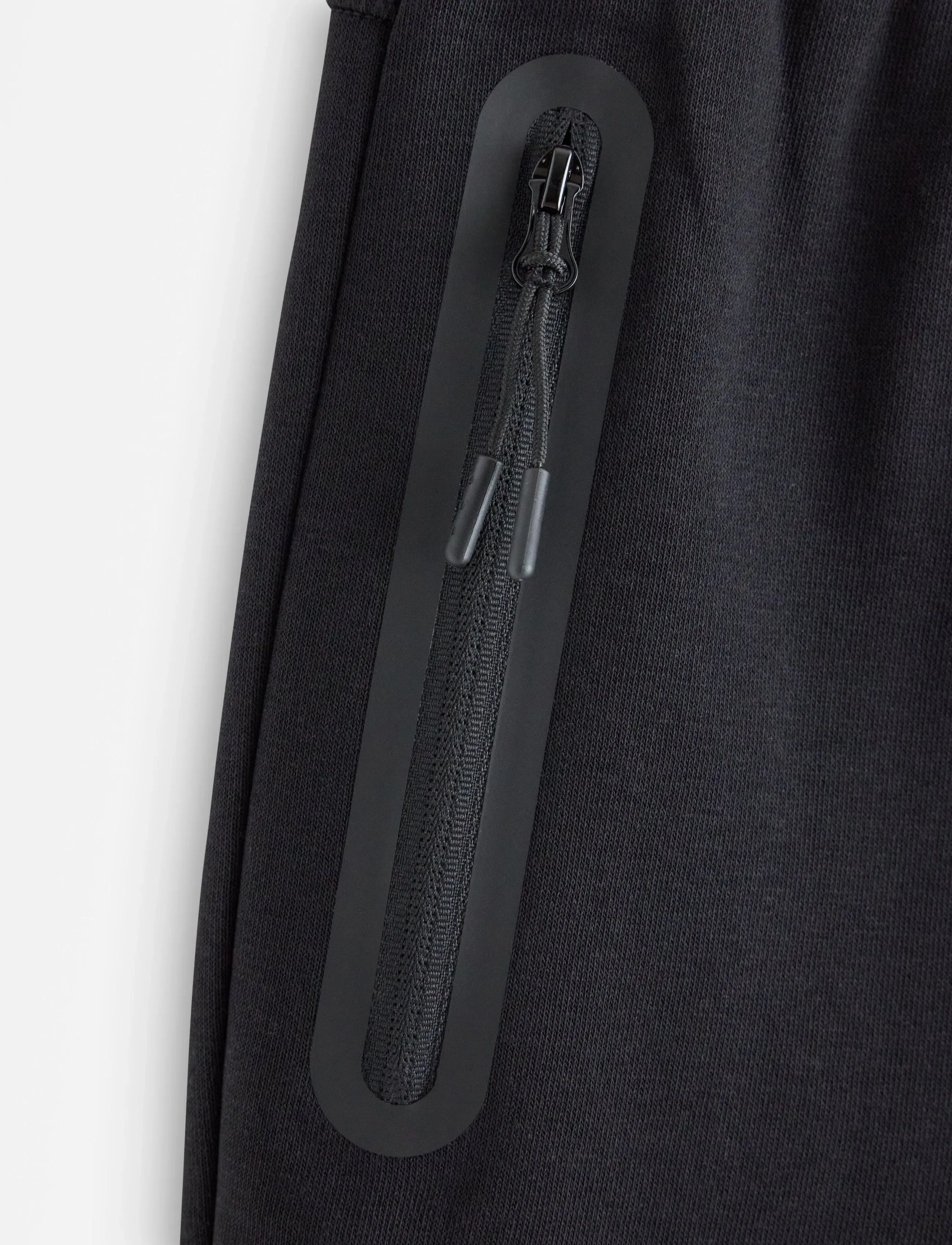 Lindex - Shorts with brushed inside - shorts en molleton - black - 5
