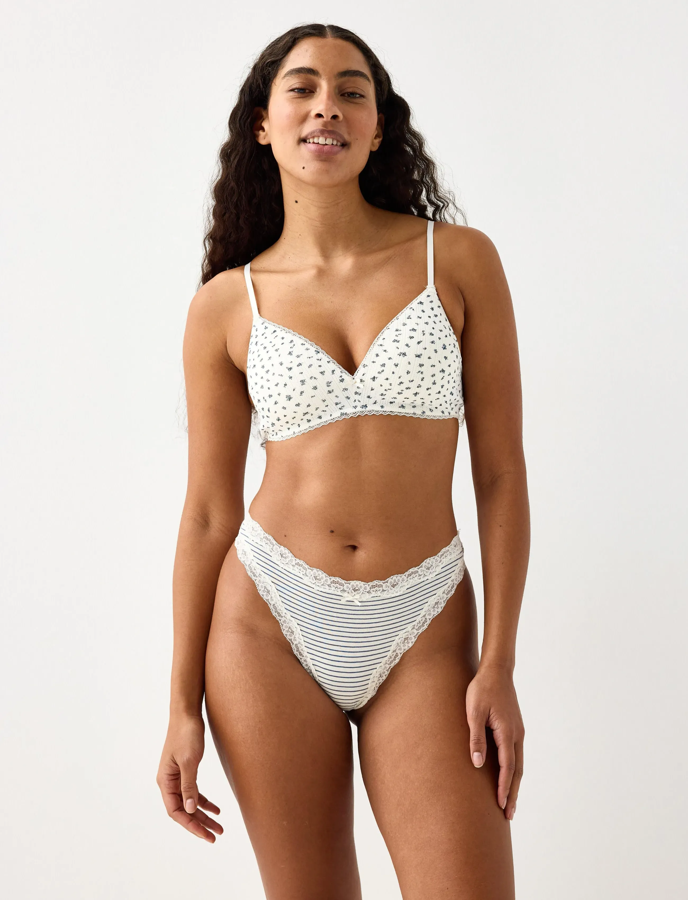 Lindex 3-pack thong with lace details - Aluspüksid - LIGHT WHITE / navy