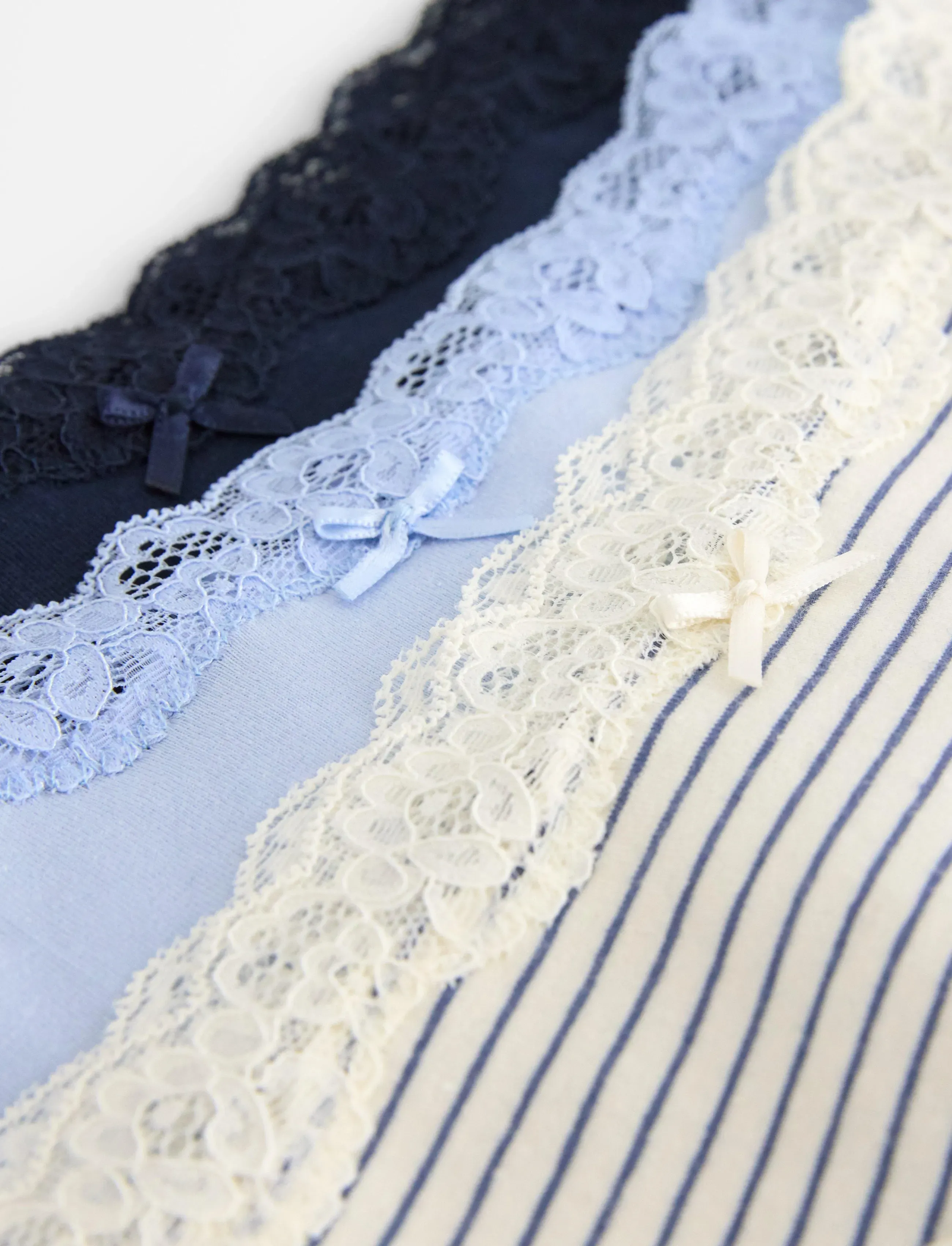 Lindex - 3-pack thong with lace details - stringtrusser - light white - 5