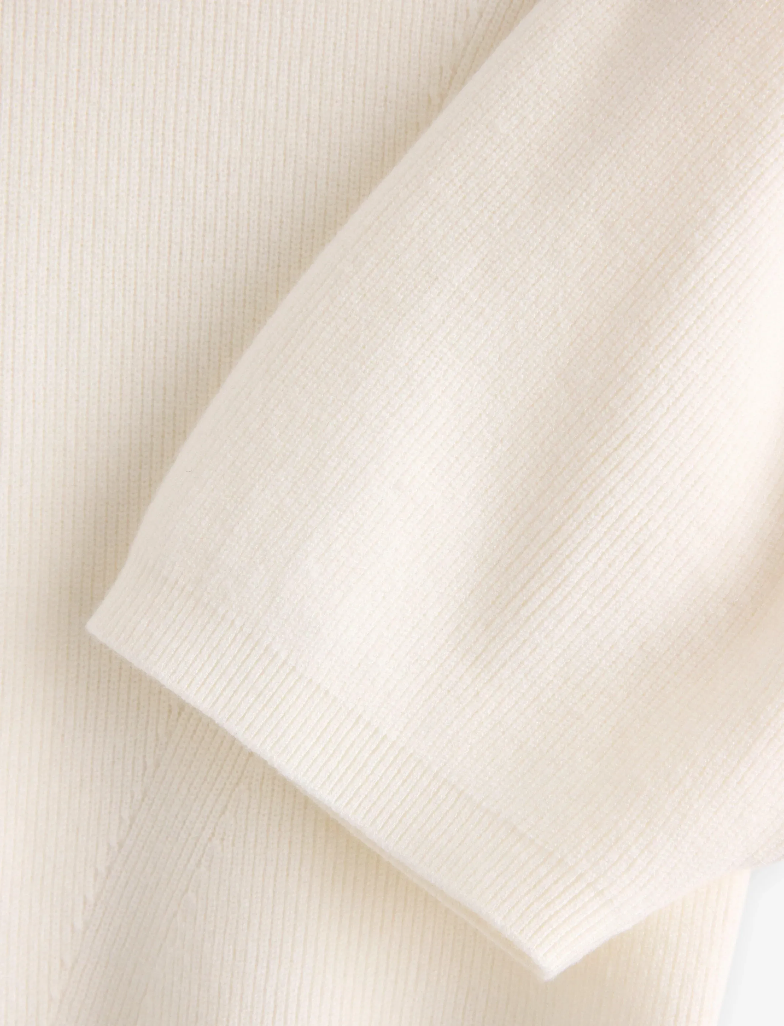 Lindex - Top knitted big sleeve - short-sleeved shirts - off white - 5