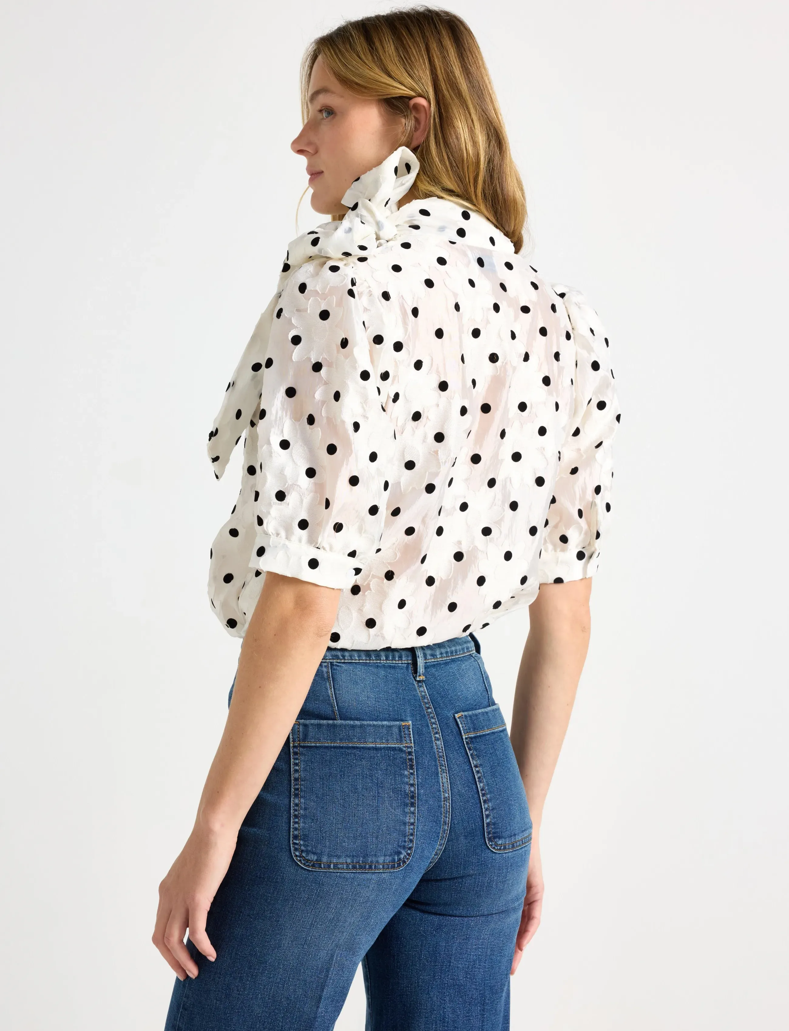 Lindex - Blouse with tie band at the neck - kurzämlige blusen - off white - 3