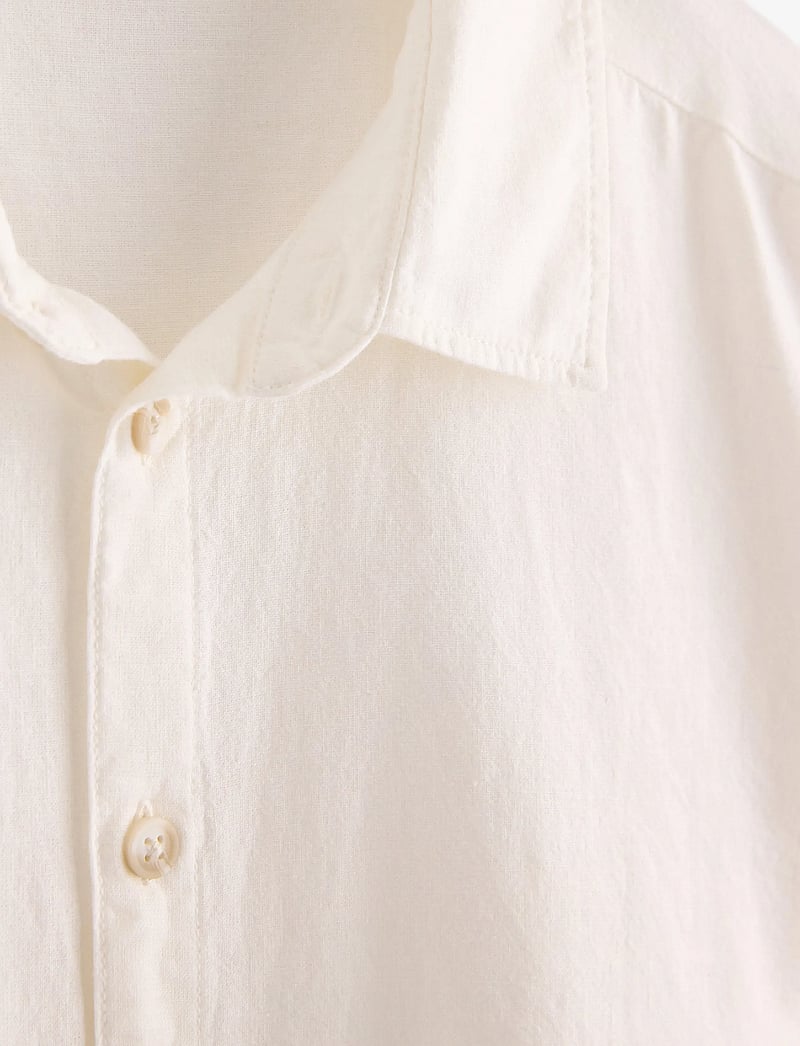 Lindex - Shirt in linen blend - lühikeste varrukatega särgid - off white - 5