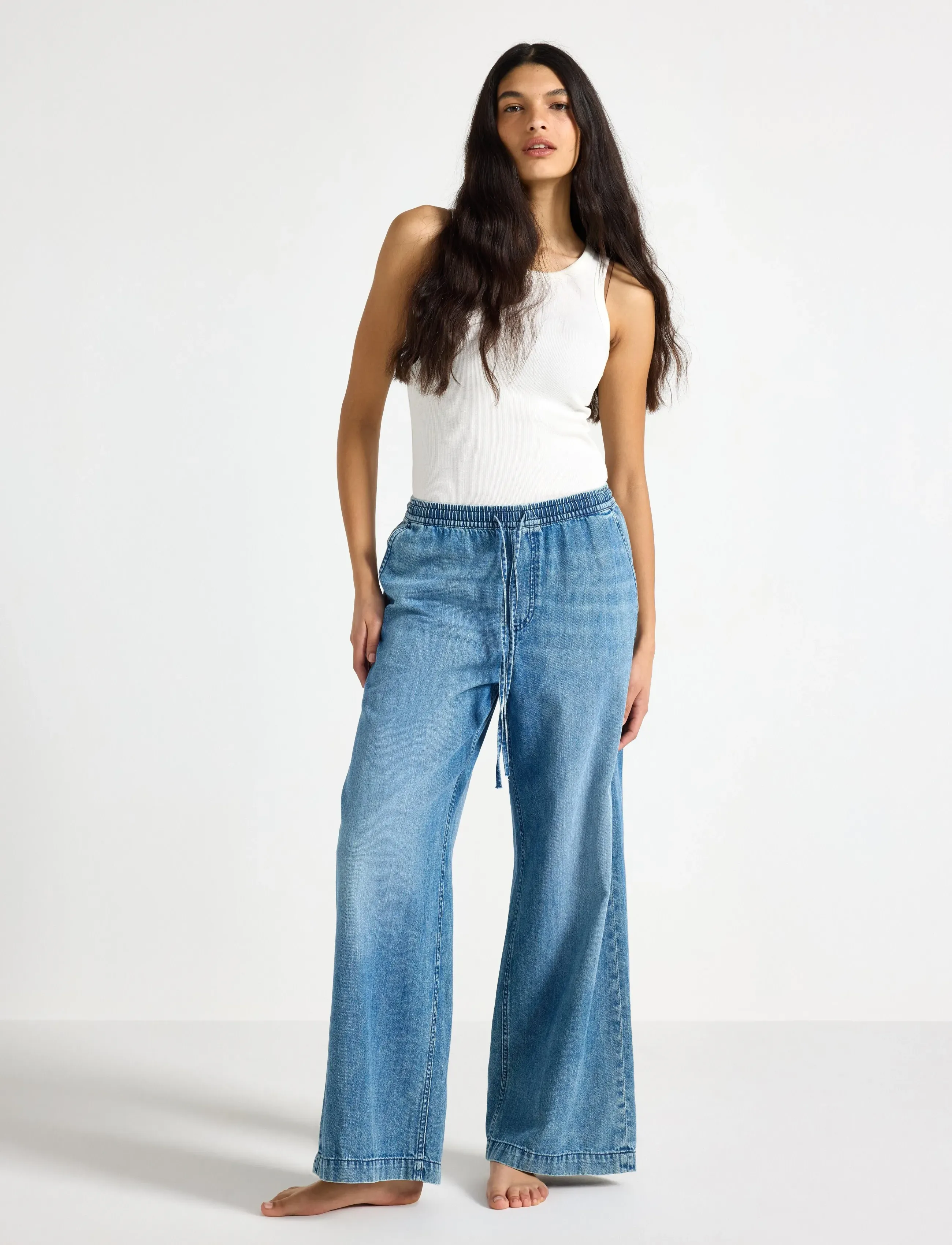 Lindex WIDE denim trousers with elastic waist - Brede jeans - DENIM BLUE / blue