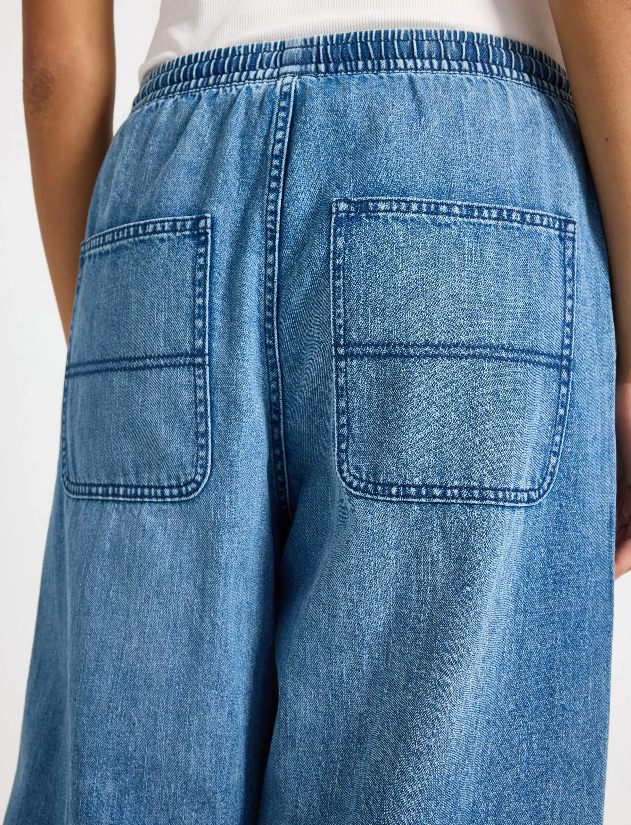 Lindex - WIDE denim trousers with elastic waist - wide leg jeans - denim blue - 4