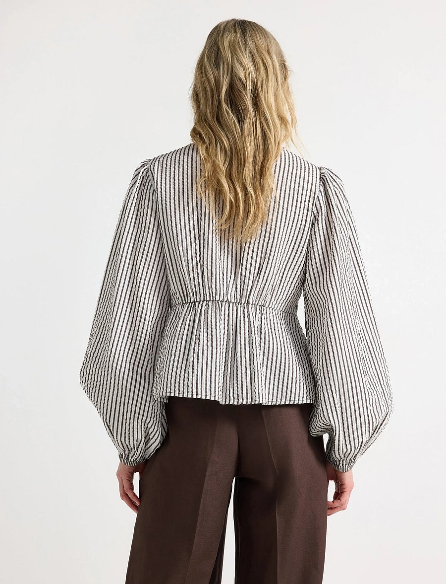 Lindex - Blouse in seersucker - langärmelige blusen - dark dusty brown - 3