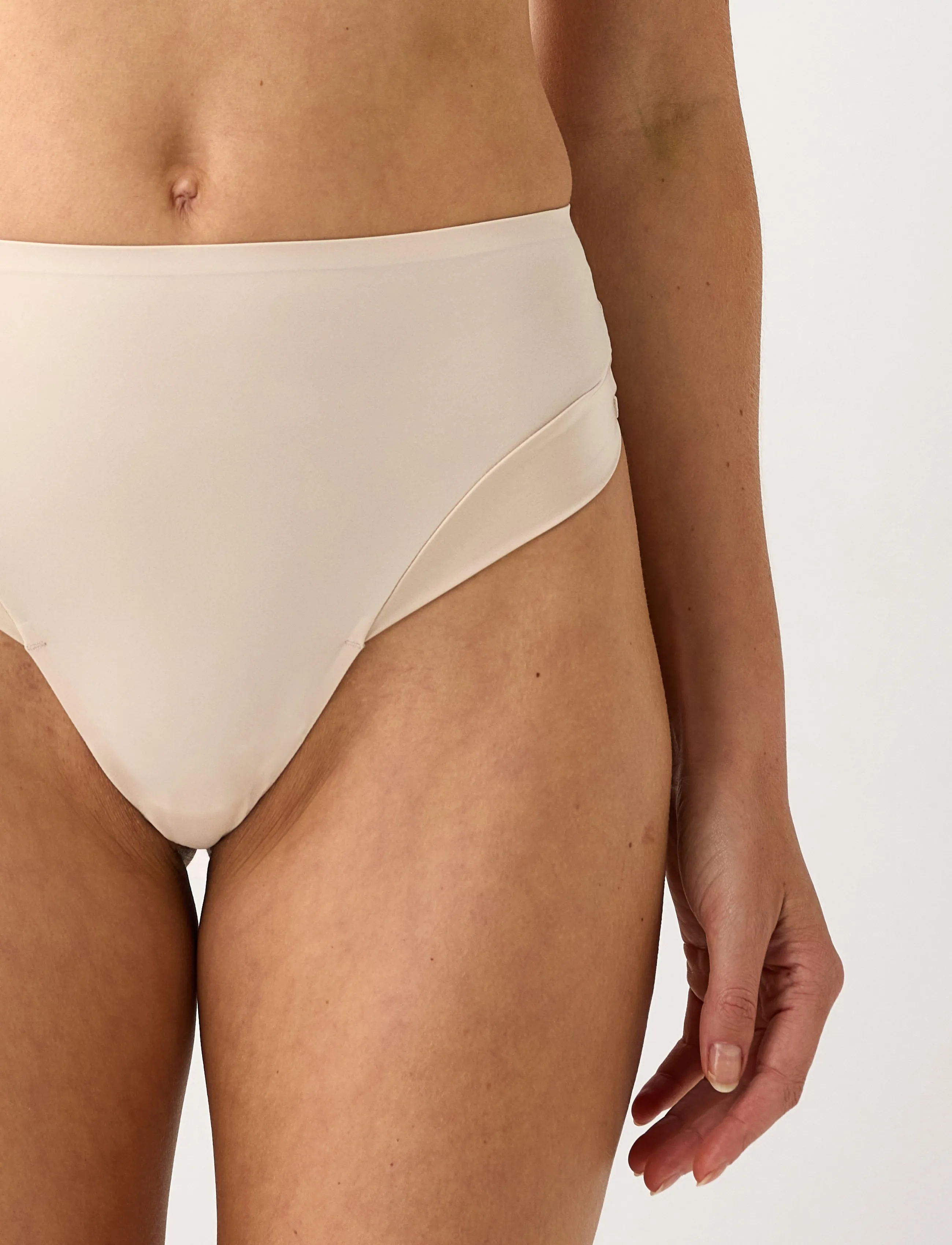 Lindex - Seamless briefs with high waist - light beige - 4