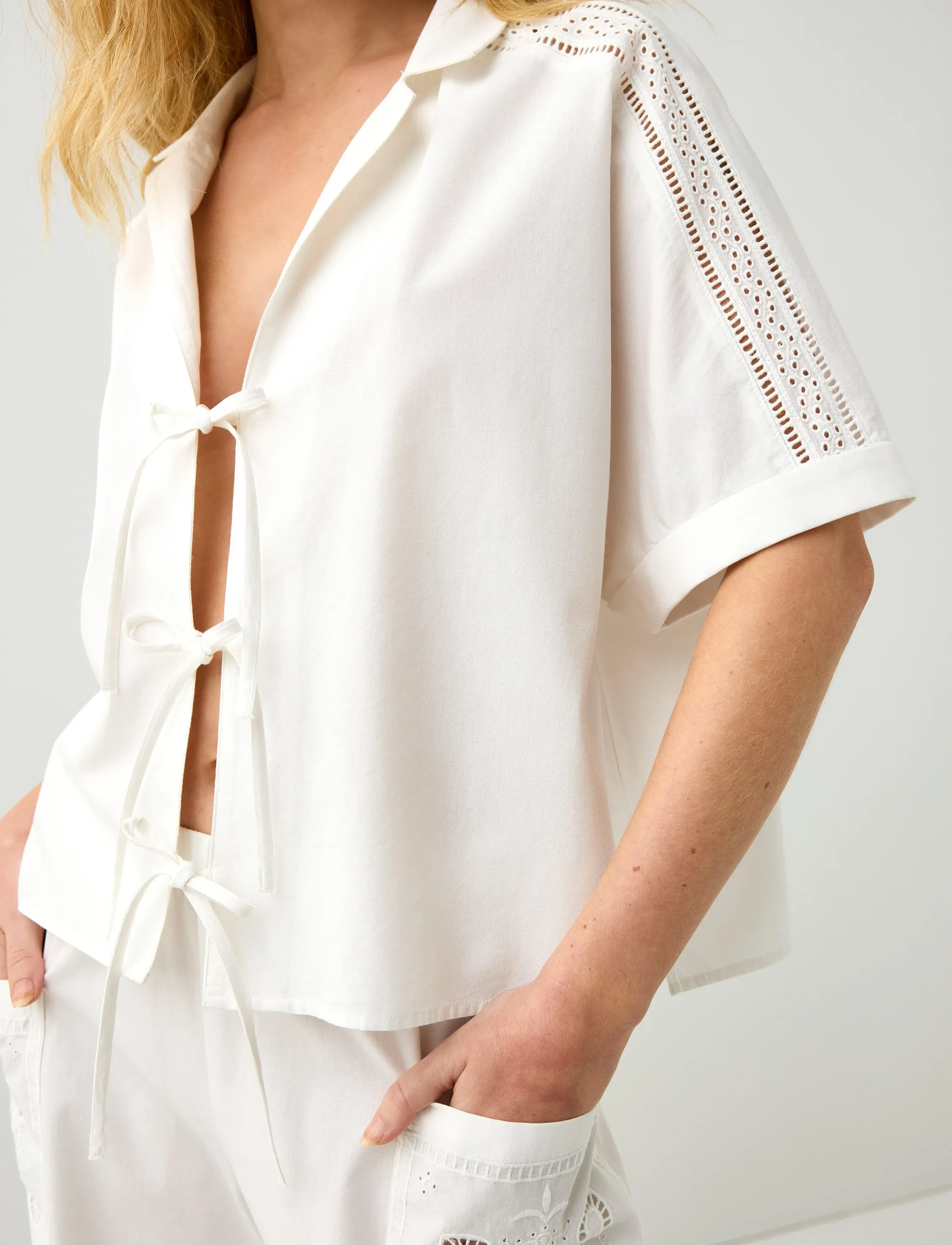 Lindex - Pyjama shirt with tie string closure - kortärmade skjortor - off white - 4