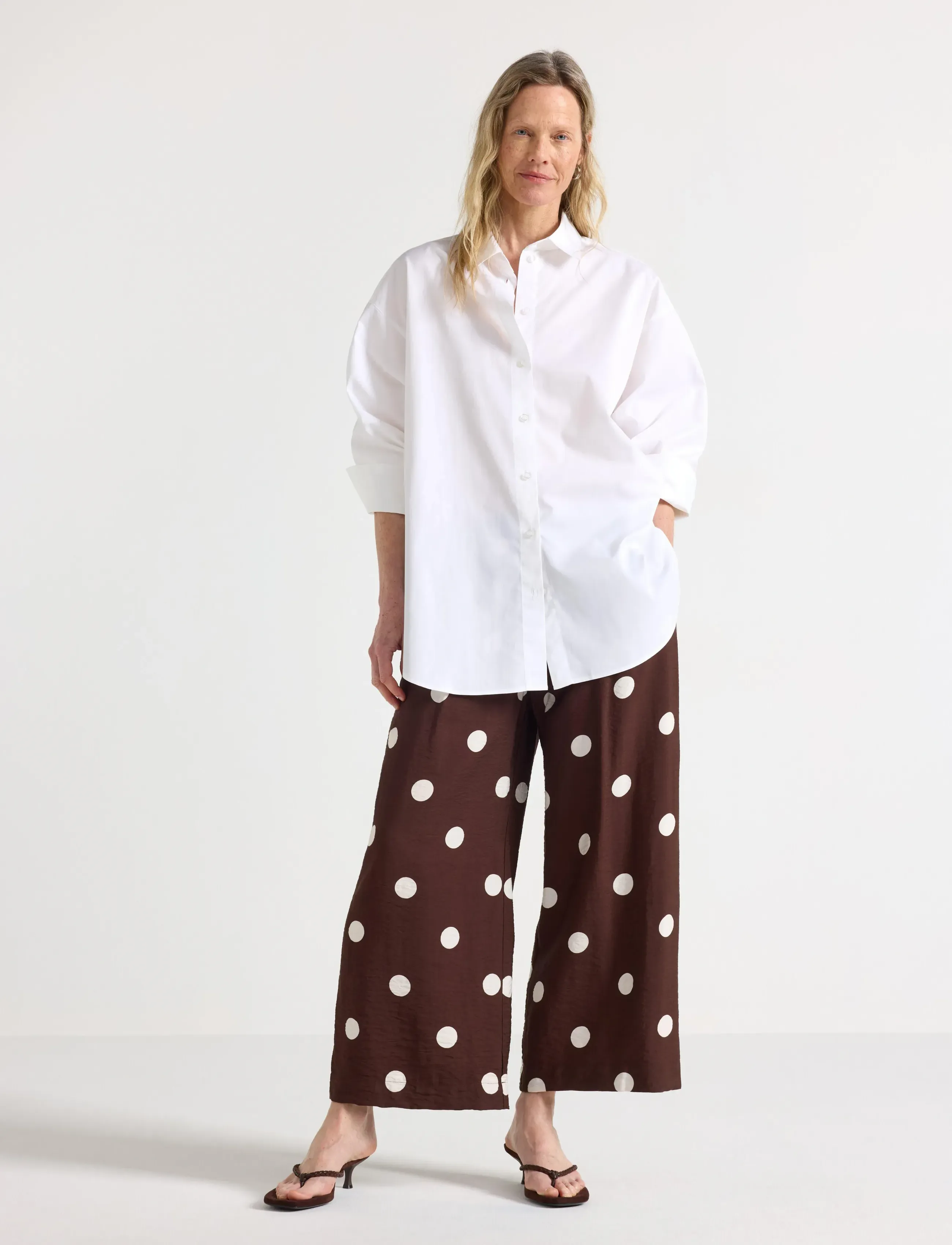 Lindex - WIDE cropped trousers - vida byxor - dark dusty brown - 0