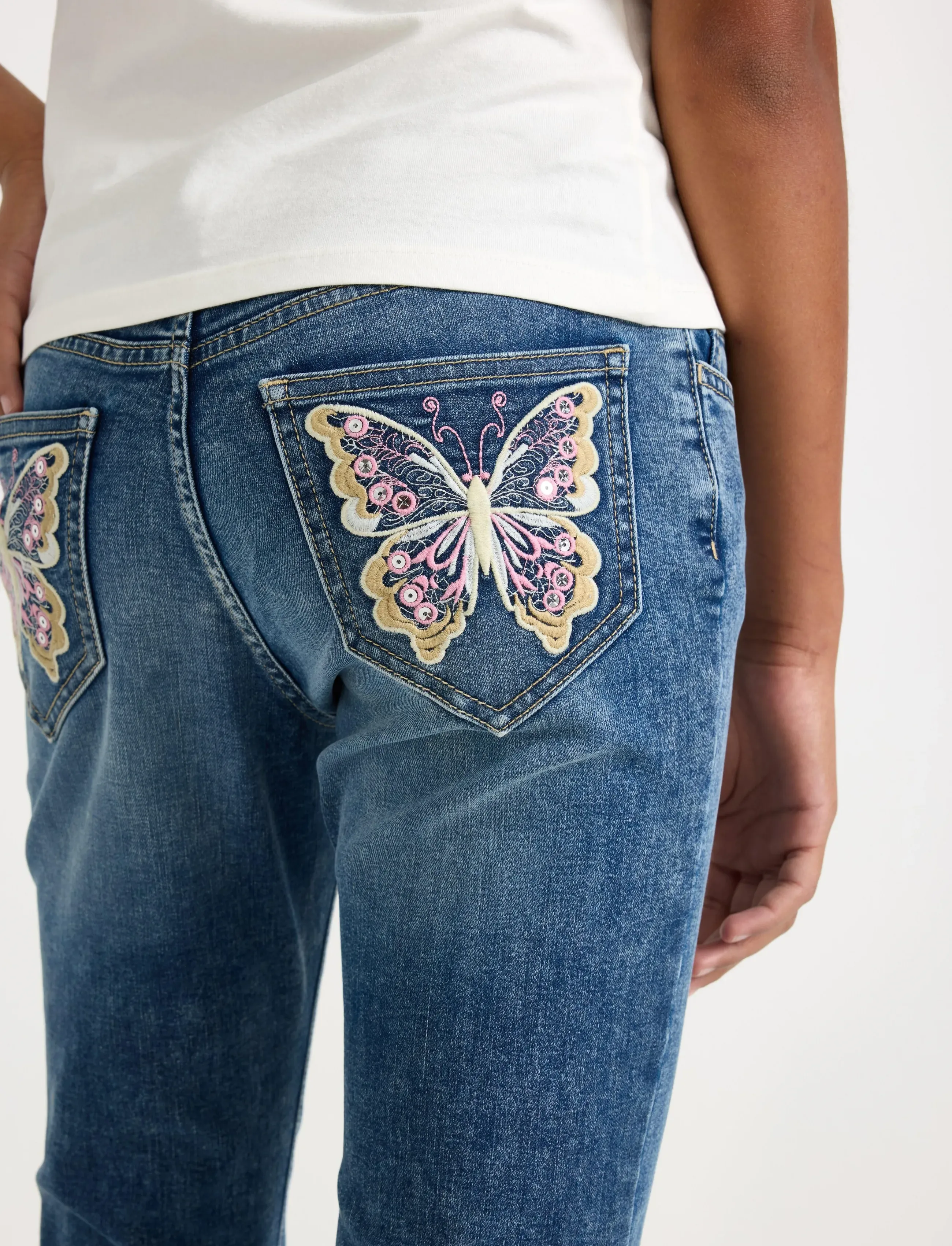 Lindex - FREJA Flared leg jeans with decorated back pockets - alt laienevad teksad - denim - 4