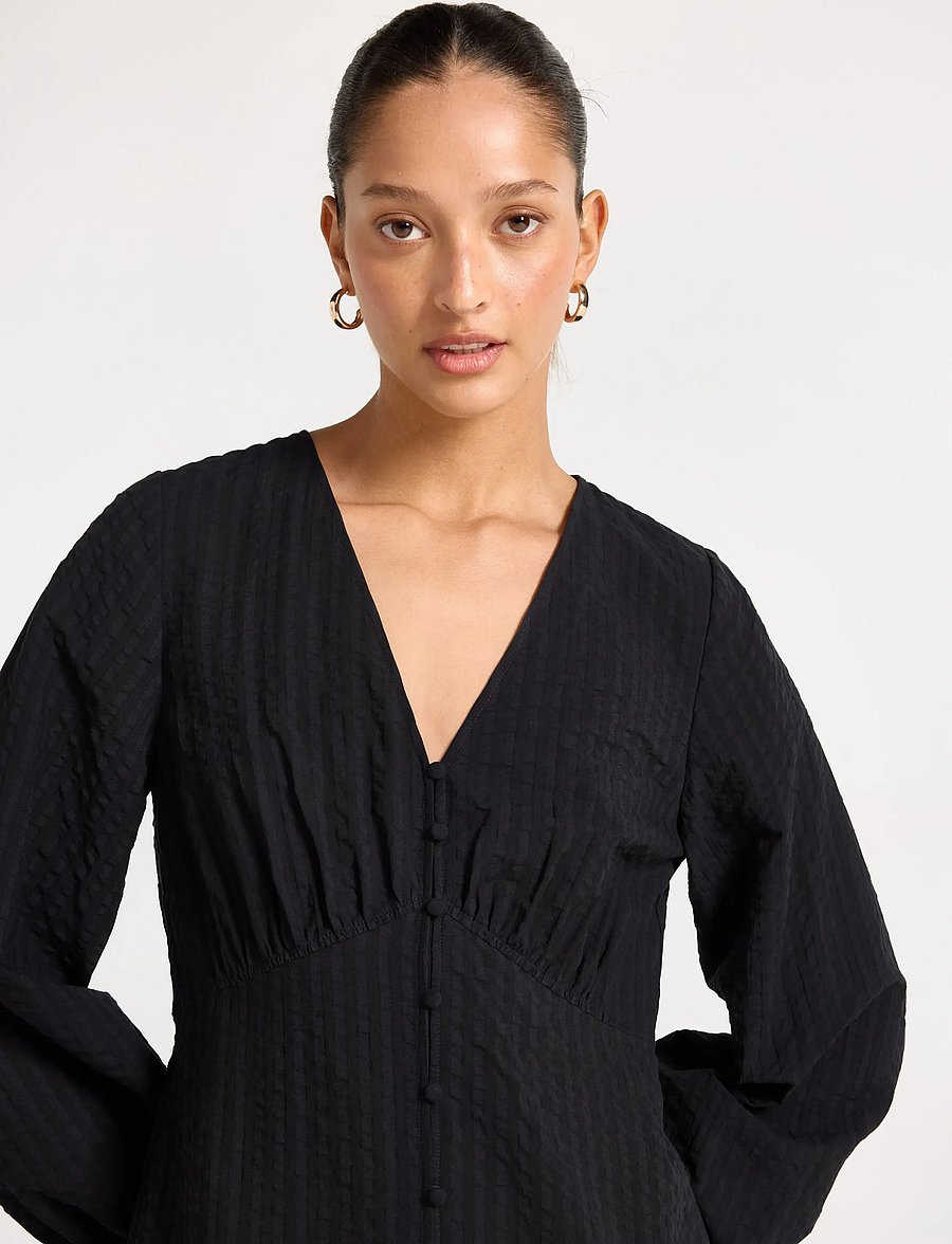 Lindex - Long-sleeved midi dress in seersucker - sommerkjoler - black - 4