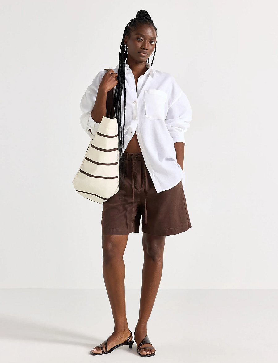 Lindex - Shorts in linen blend - hørshorts - dark dusty brown - 0