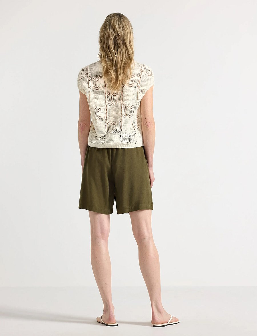 Lindex - Shorts in linen blend - hørshorts - dark dusty green - 3