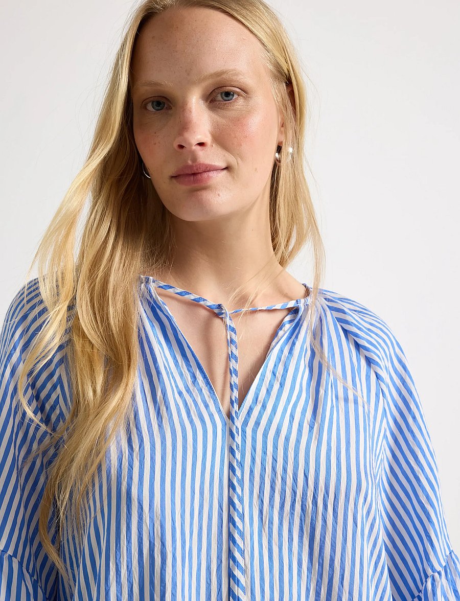 Lindex - Mini dress with puff sleeve - sommarklänningar - light dusty blue - 4