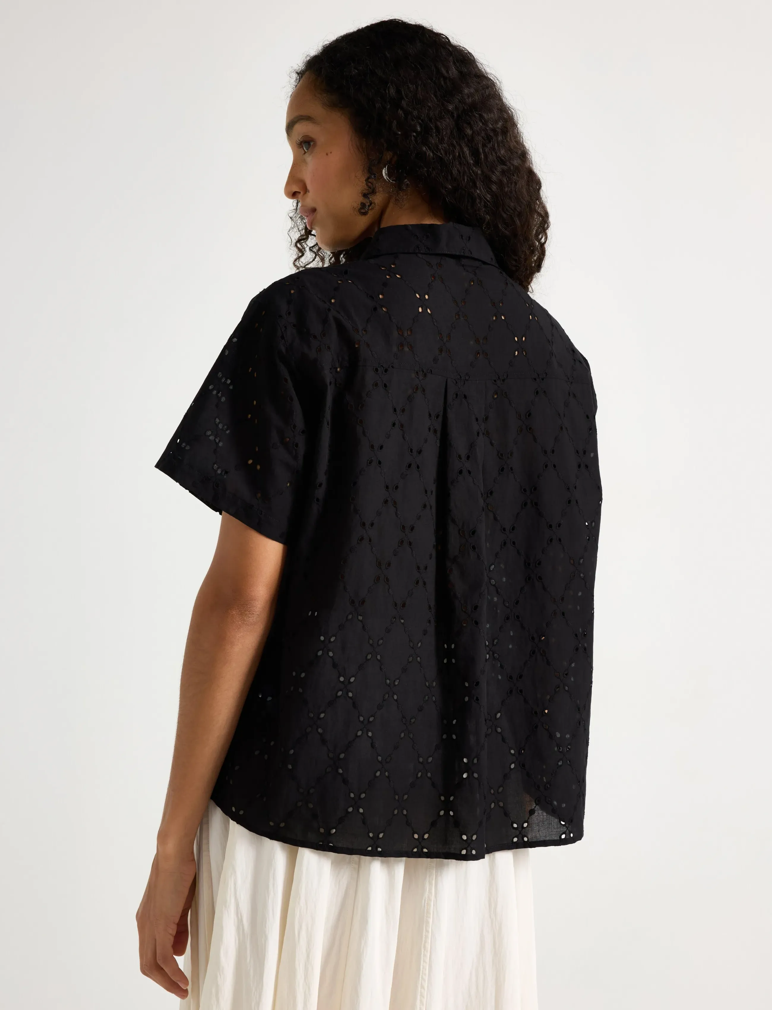 Lindex - Shirt with broderie anglaise - kortærmede skjorter - black - 3