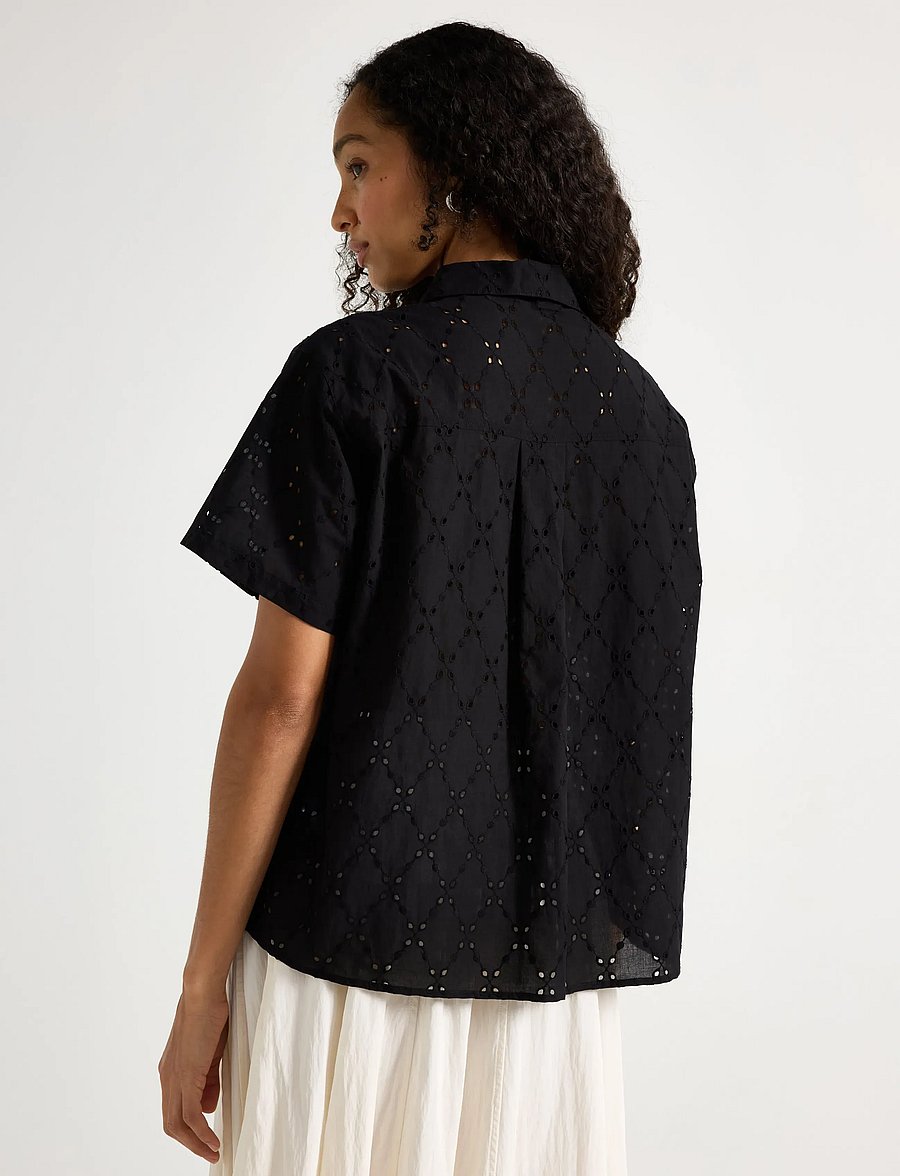 Lindex - Shirt with broderie anglaise - kortärmade skjortor - black - 3