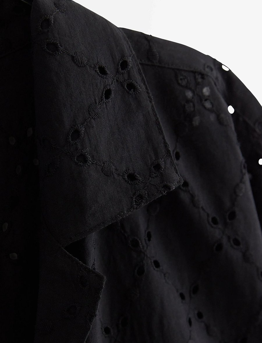 Lindex - Shirt with broderie anglaise - kortärmade skjortor - black - 5