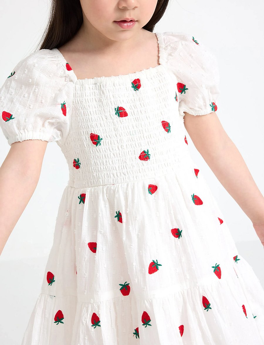 Lindex - Dress with strawberries - kortärmade vardagsklänningar - light dusty white - 4