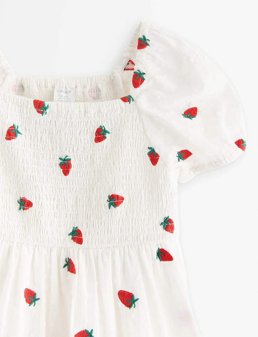 Lindex - Dress with strawberries - kortärmade vardagsklänningar - light dusty white - 5