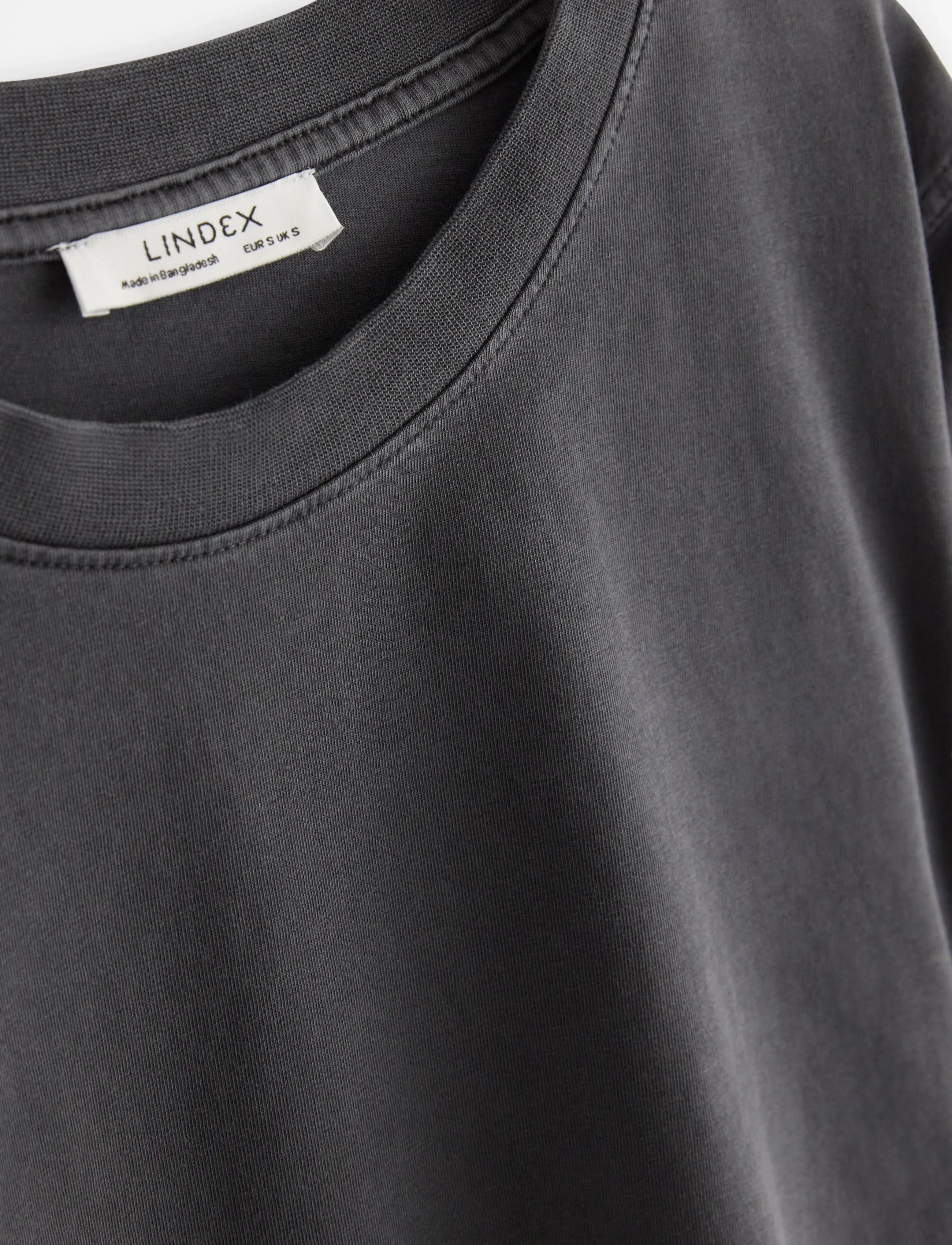 Lindex - Oversized t-shirt in washed cotton - t-shirts - black - 5