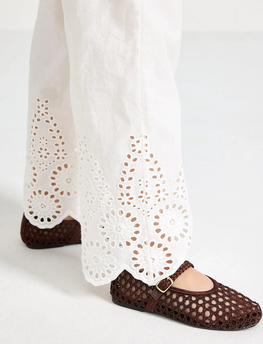Lindex - Trousers with broderie anglaise - osta vanuse järgi - light dusty white - 4