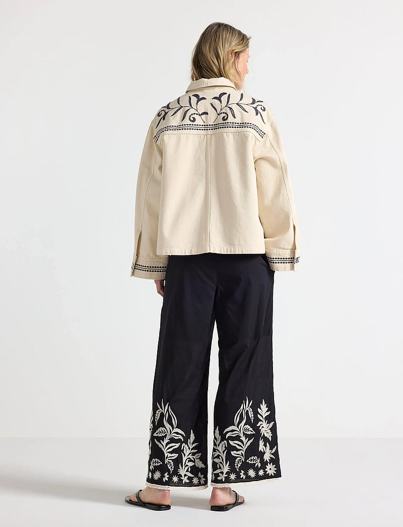 Lindex - Trousers Nilla embroidery - culottes - black - 3
