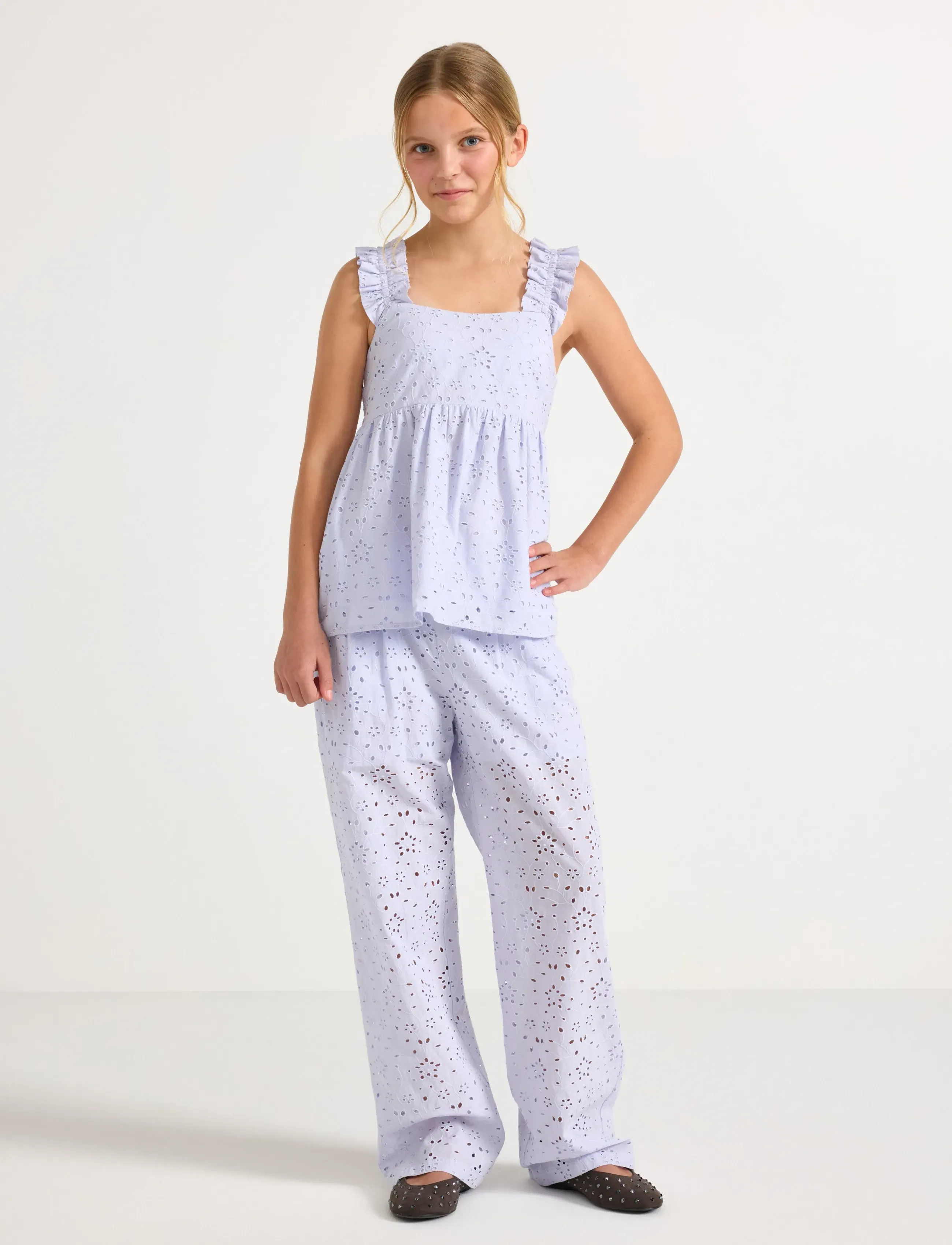 Lindex Trousers With Broderie Anglaise, Børn, Broderie Anglaise Bukser, Lila, Str: 152