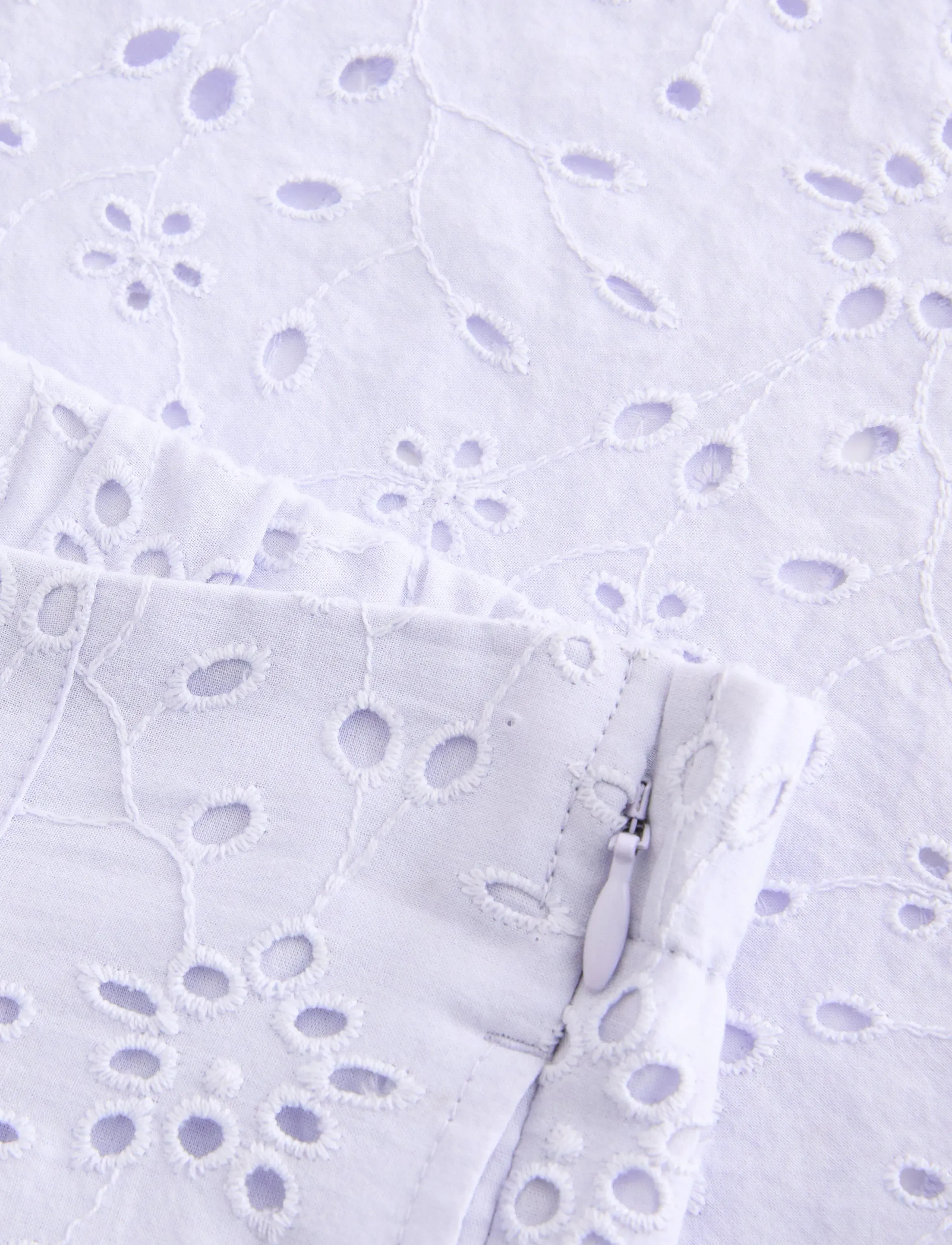 Lindex - Trousers with broderie anglaise - spodnie - light lilac - 5