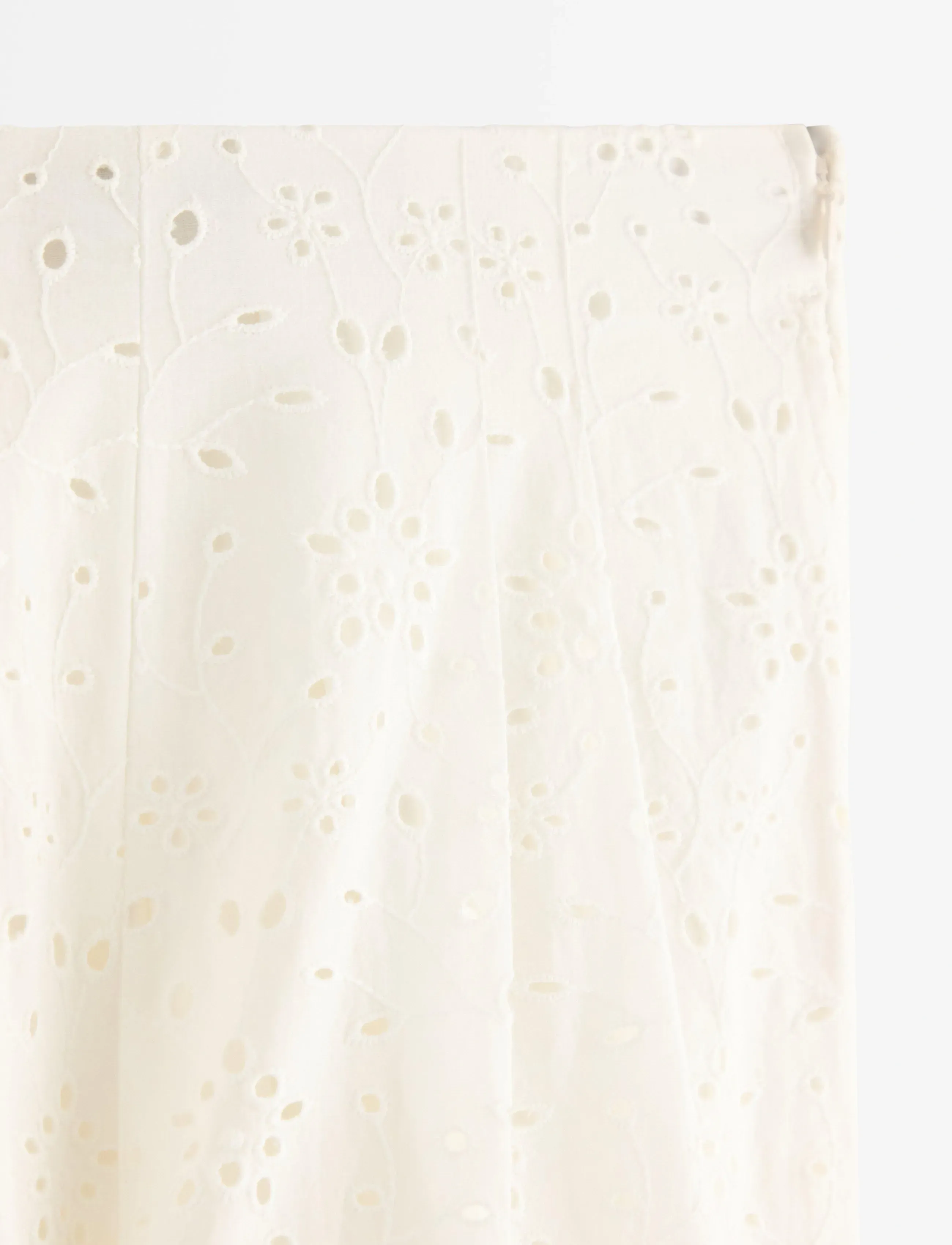 Lindex - Trousers with broderie anglaise - einkaufen nach alter von - white - 5