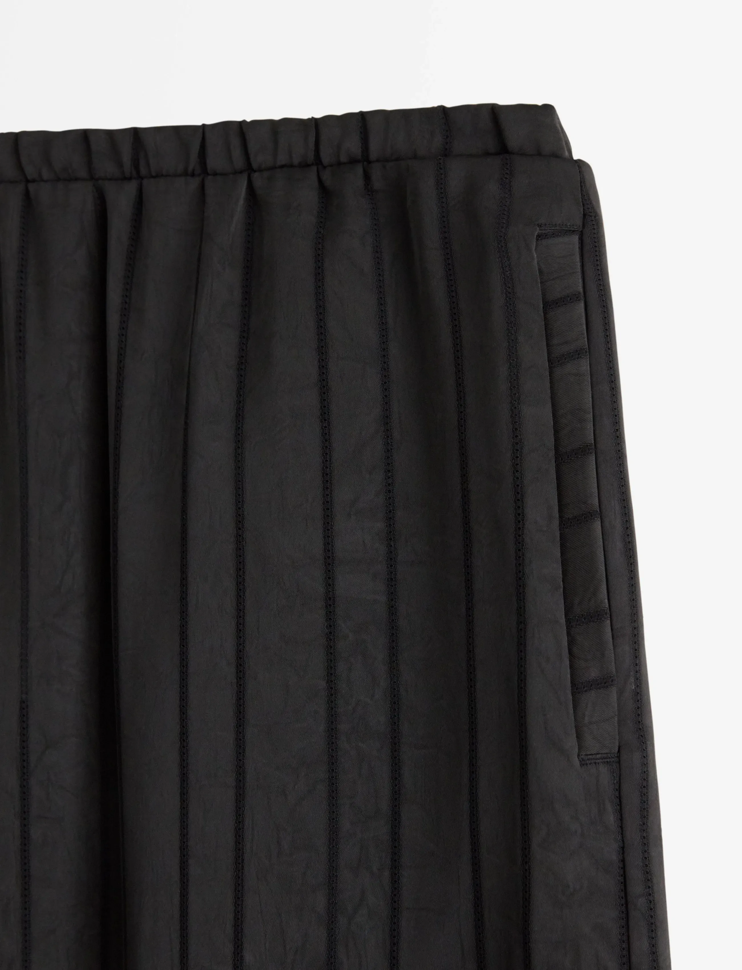 Lindex - WIDE trousers in satin - hosen mit weitem bein - black - 5