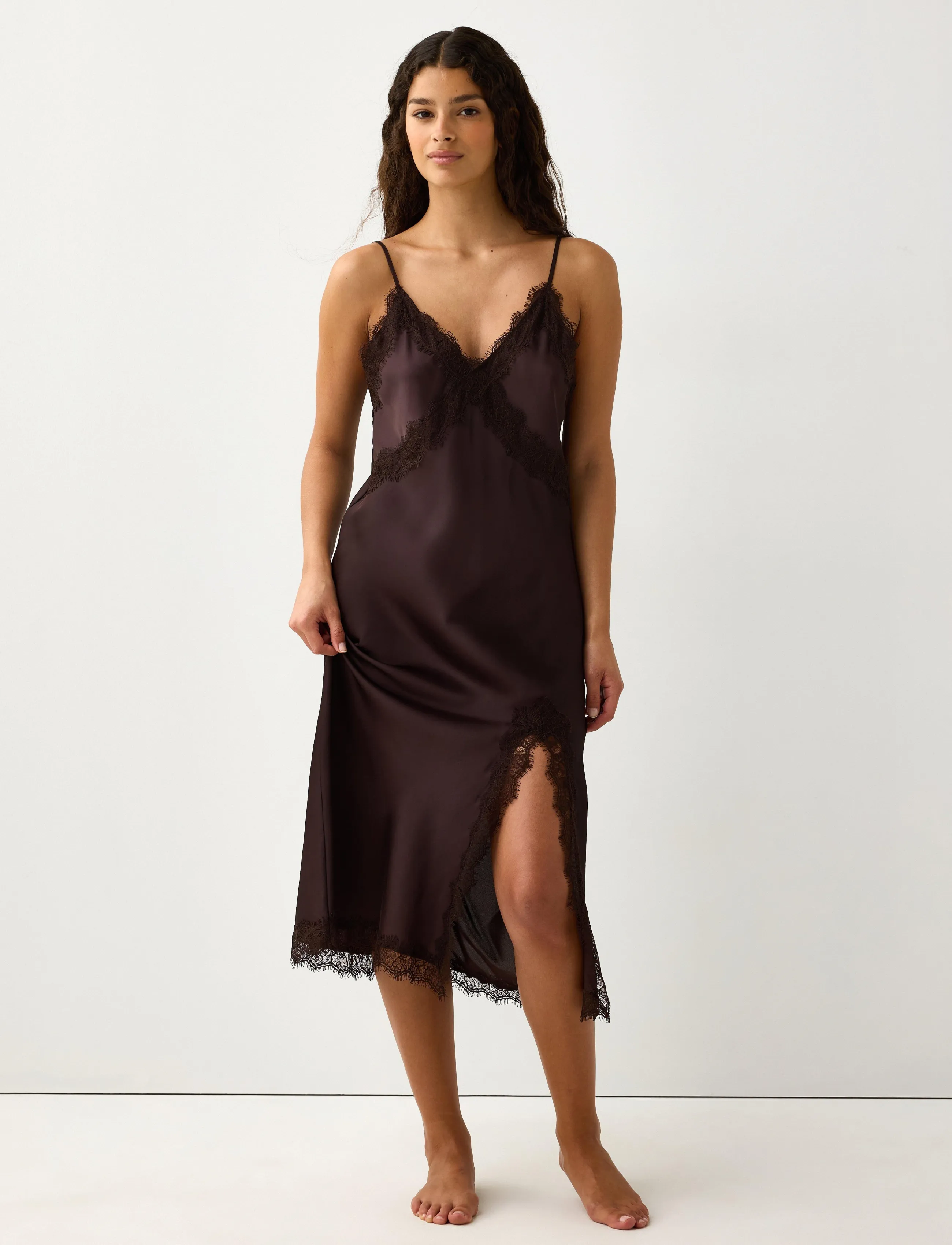 Nightdress In Satin With Lace Trim