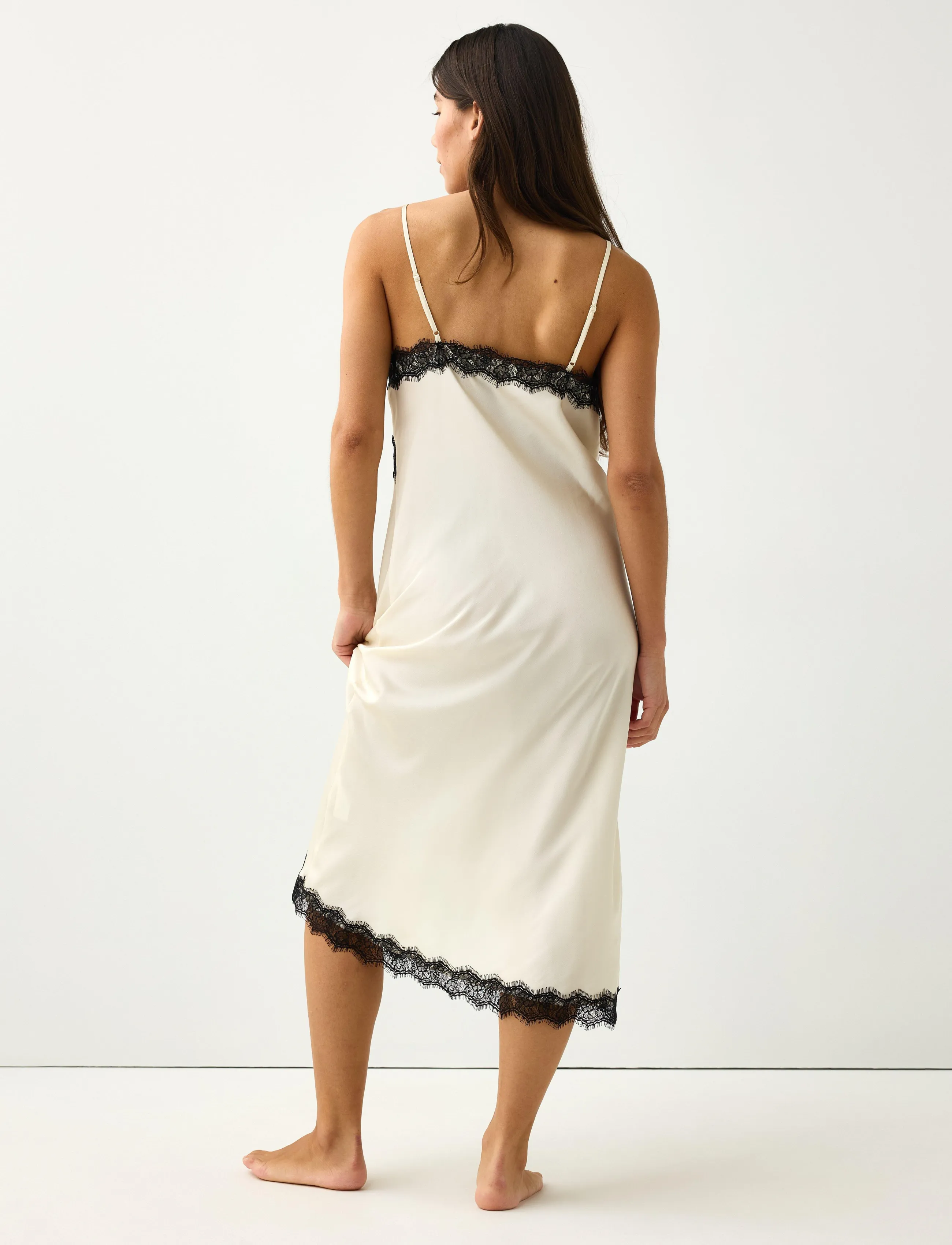Lindex - Nightdress in satin with lace trim - Öösärgid - dusty white - 3