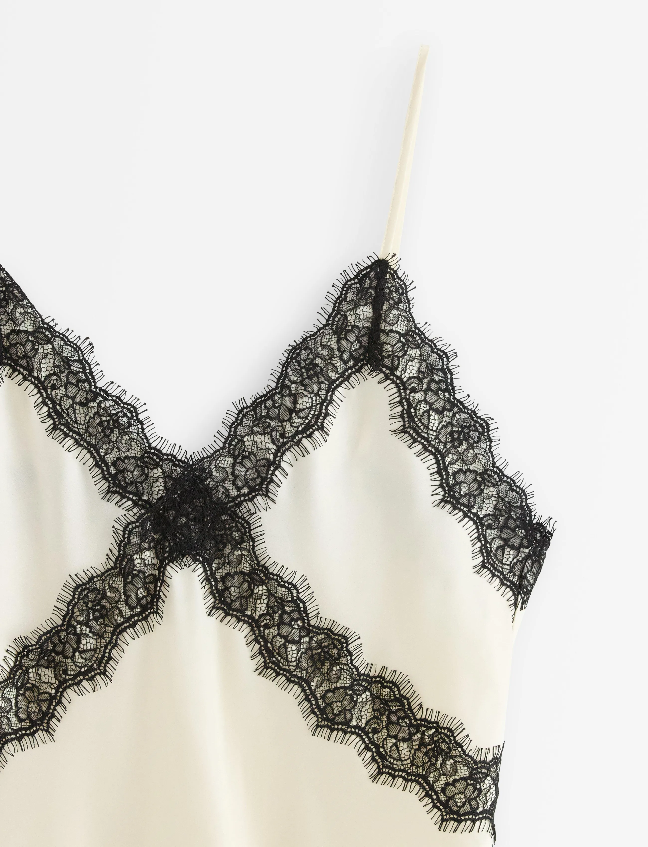 Lindex - Nightdress in satin with lace trim - Öösärgid - dusty white - 5