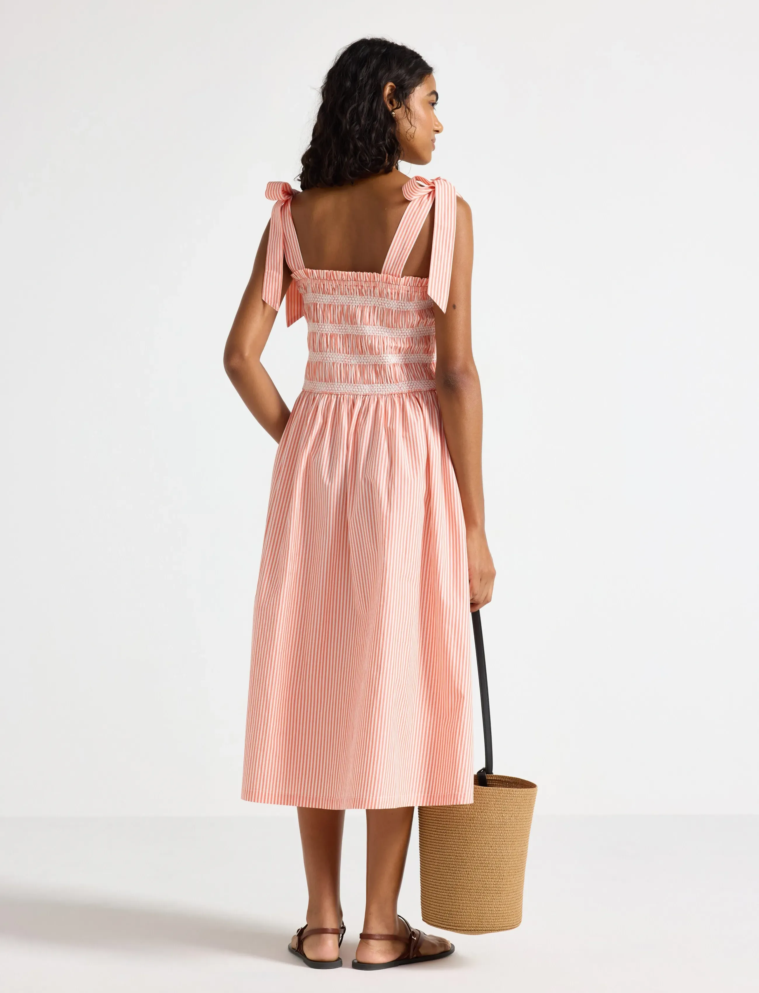 Lindex - Midi dress with smock - midiklänningar - neon orange - 3