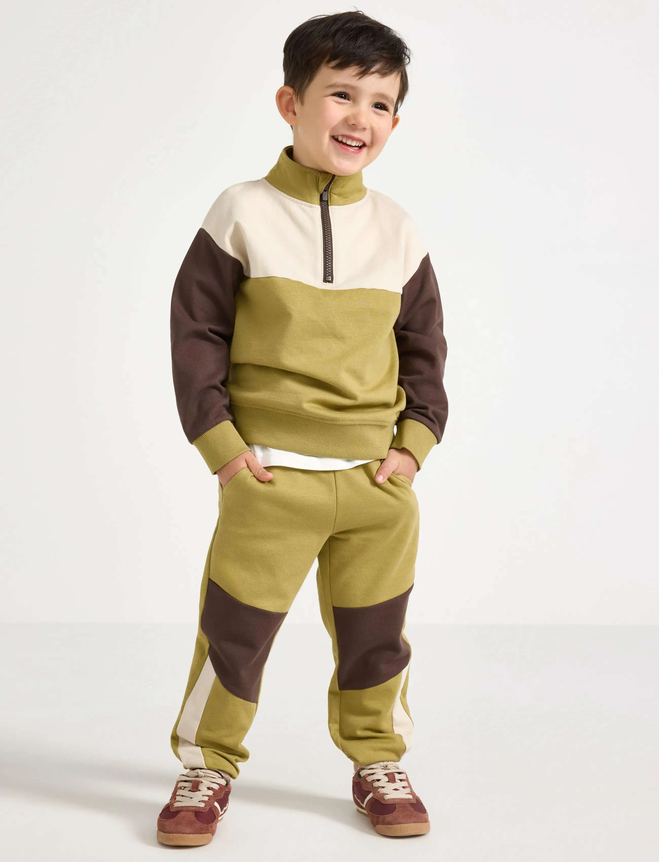 Lindex Joggers With Brushed Inside, 116, Khaki green, Underdele > Joggingbukser, Børn