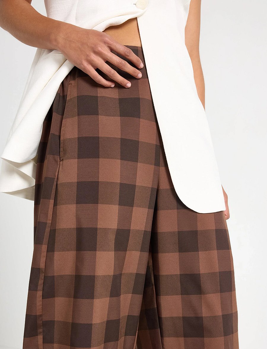 Lindex - Barrel trousers with ankle length - brown - 4