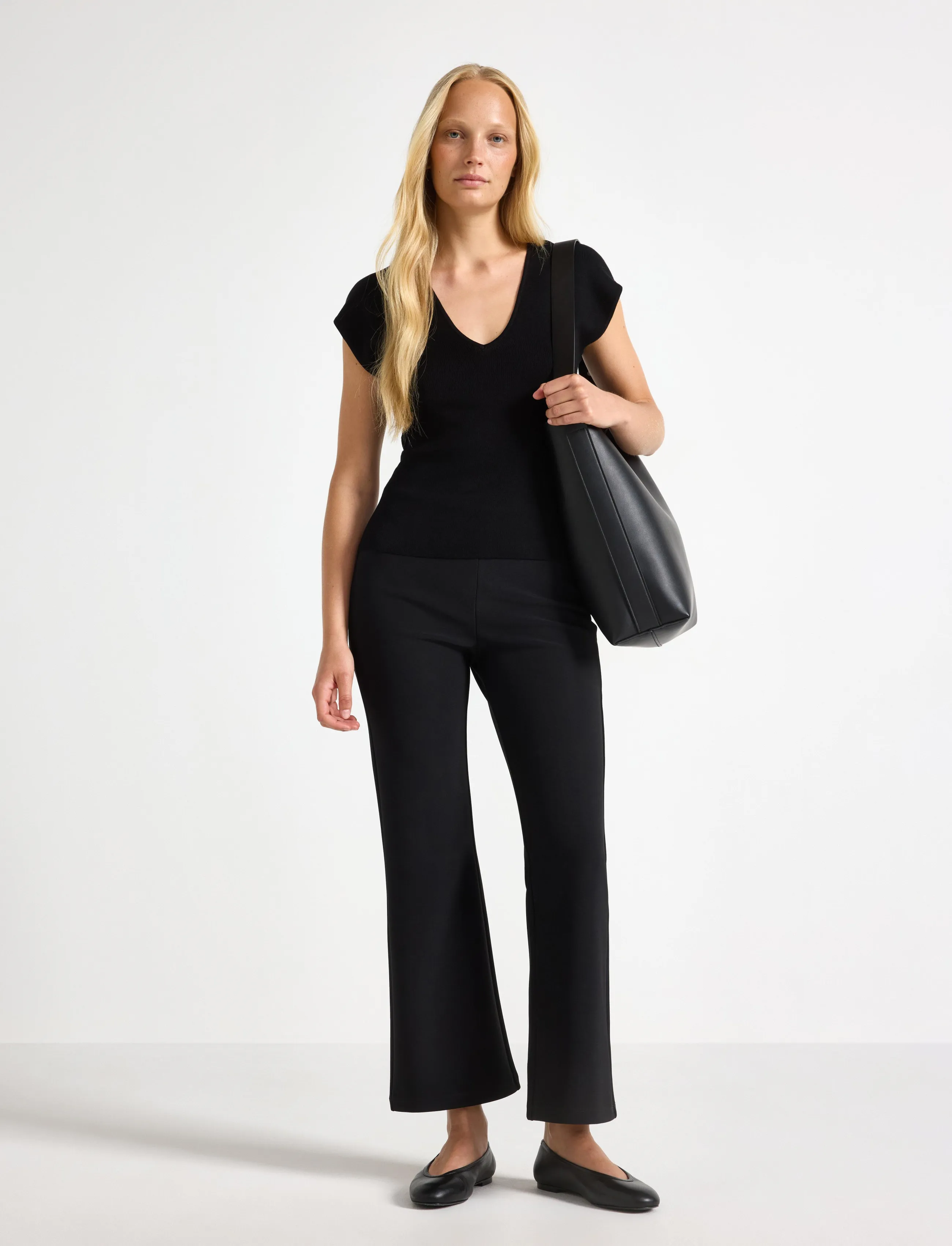 Lindex Flared Cropped Trousers, Kvinder, Cropped Bukser med Svaj, Sort, Str: XL