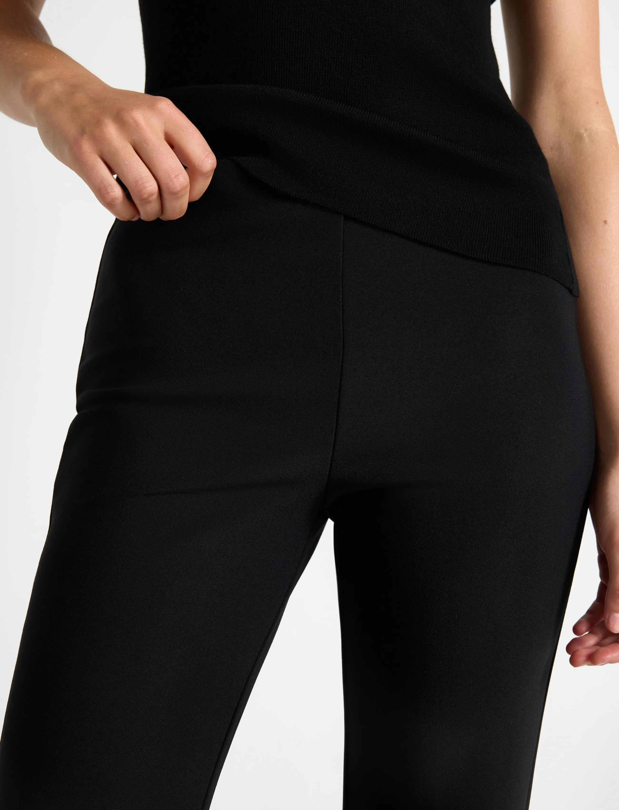 Lindex - Flared cropped trousers - alt laiad püksid - black - 4