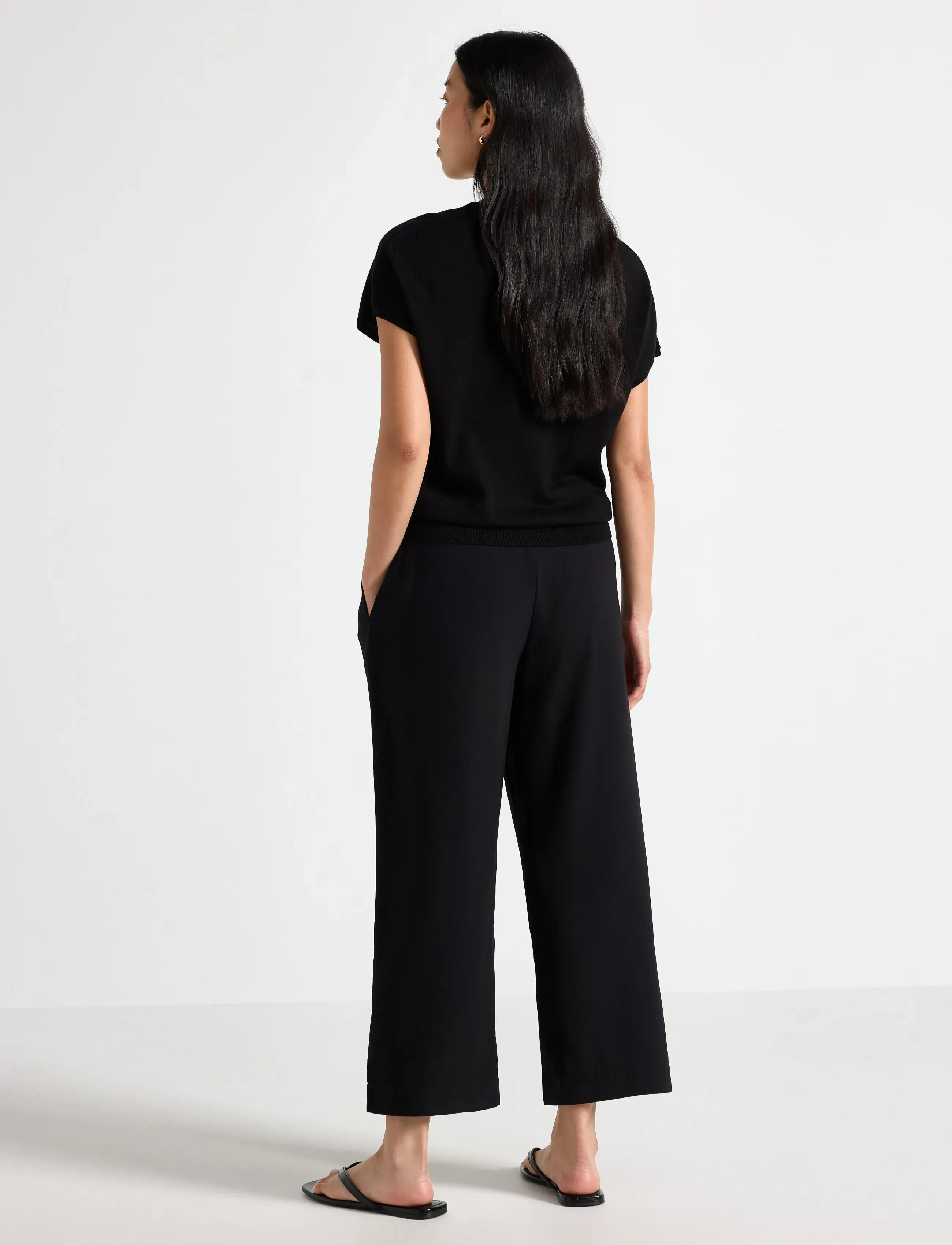 Lindex - STRAIGHT Bella cropped trousers - raka byxor - black - 3