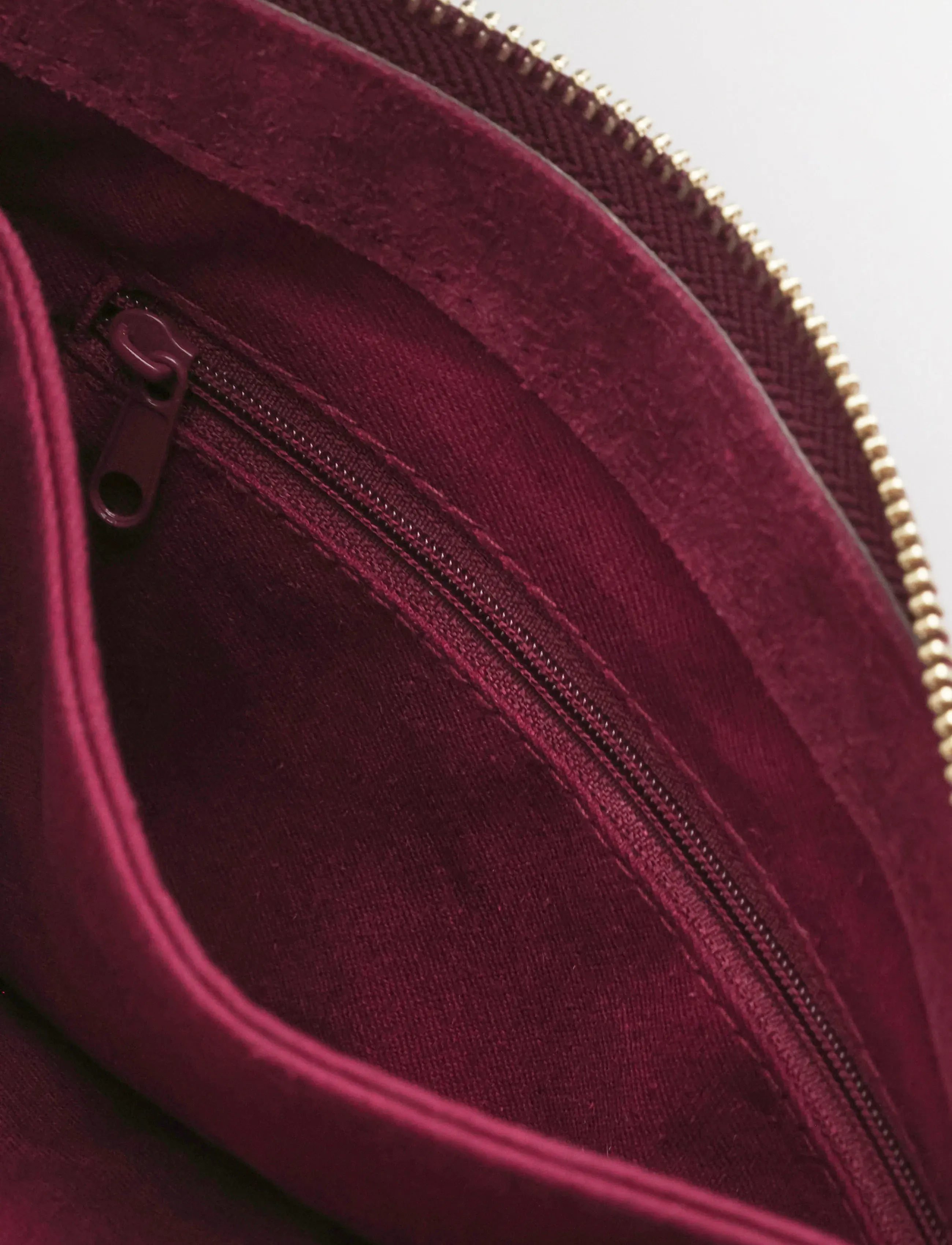 Lindex - Shoulder bag in suede - modetrends - dark red - 2