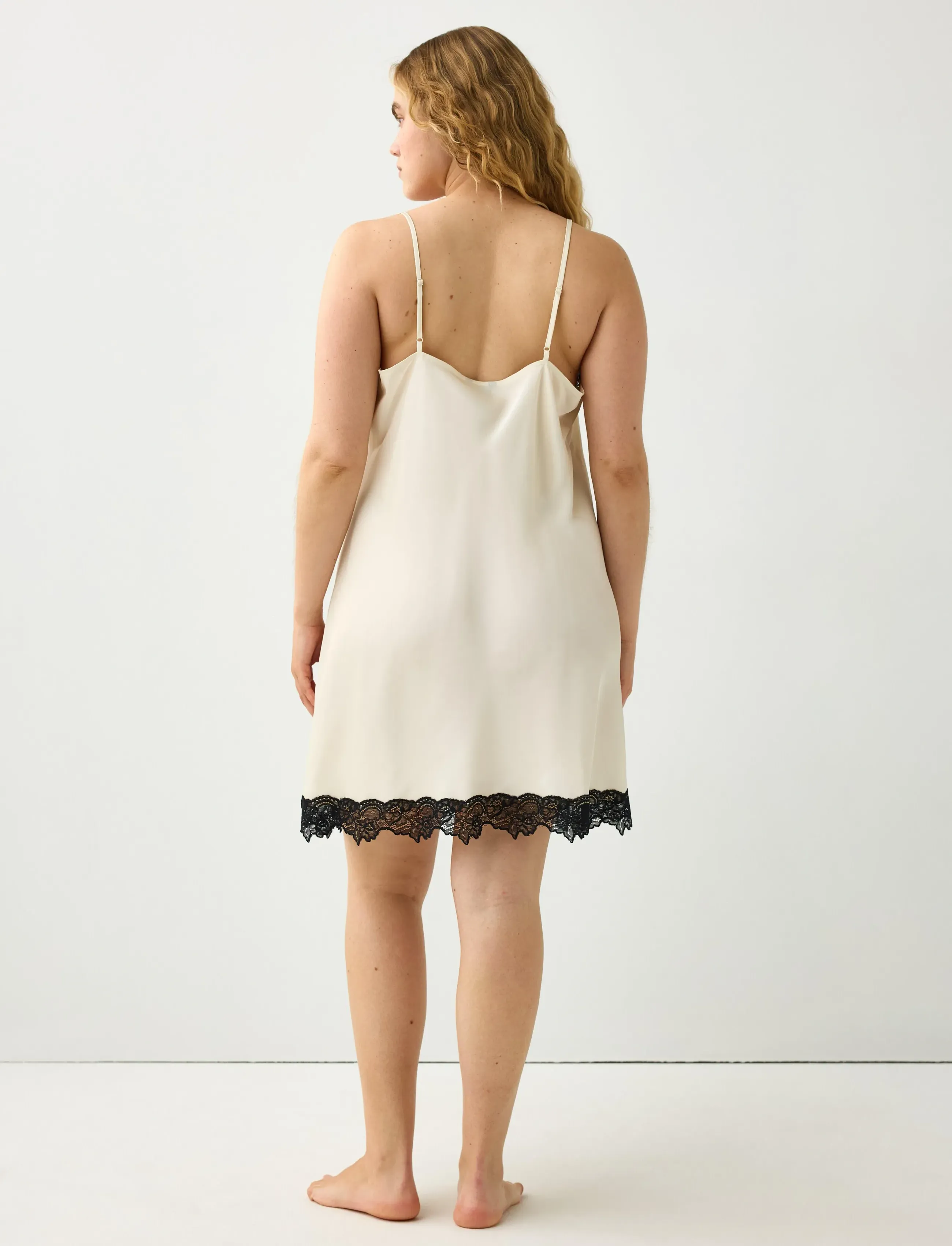 Lindex - Nightdress in satin with lace trim - dusty white - 3