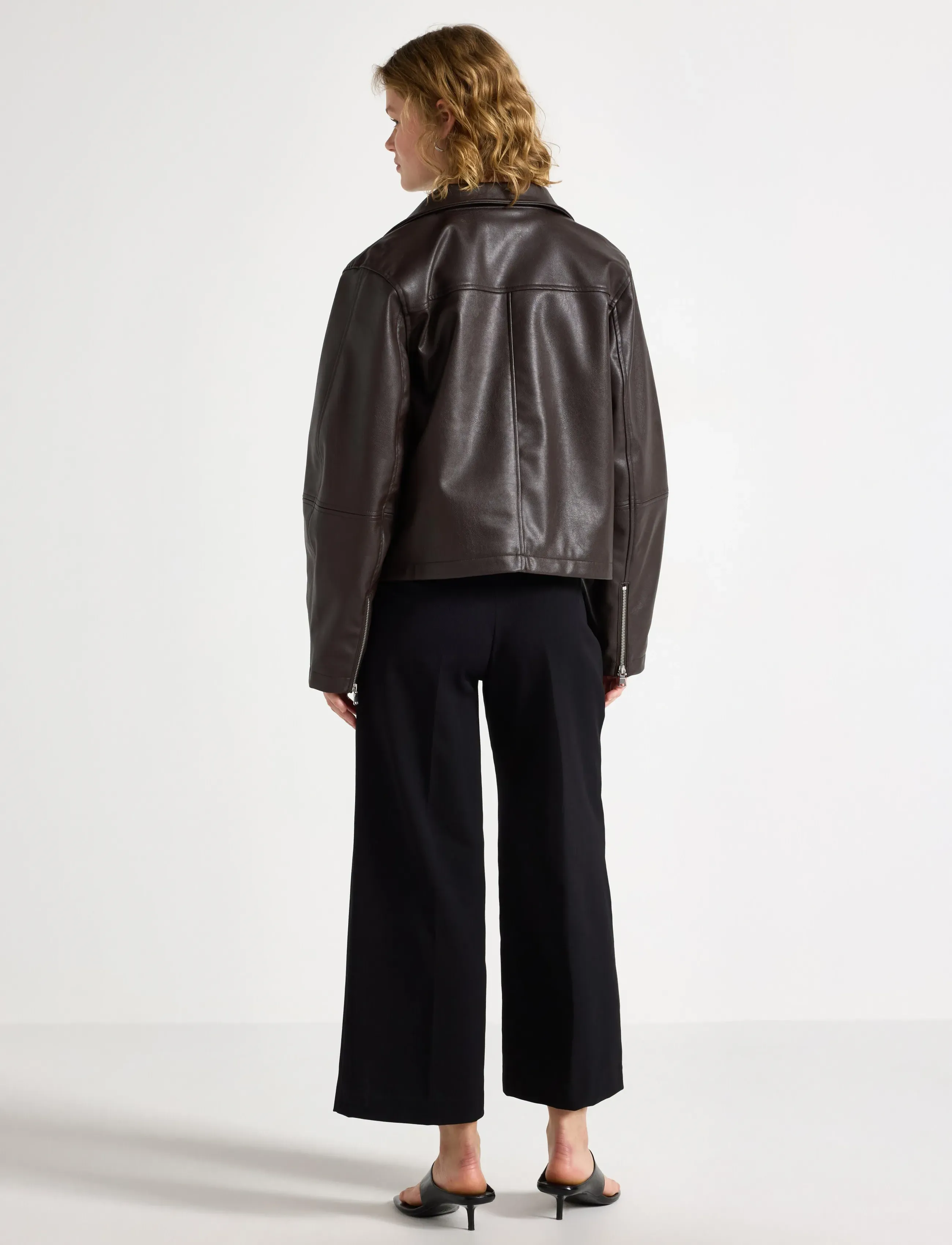 Lindex - Lykke wide cropped trousers - black - 3