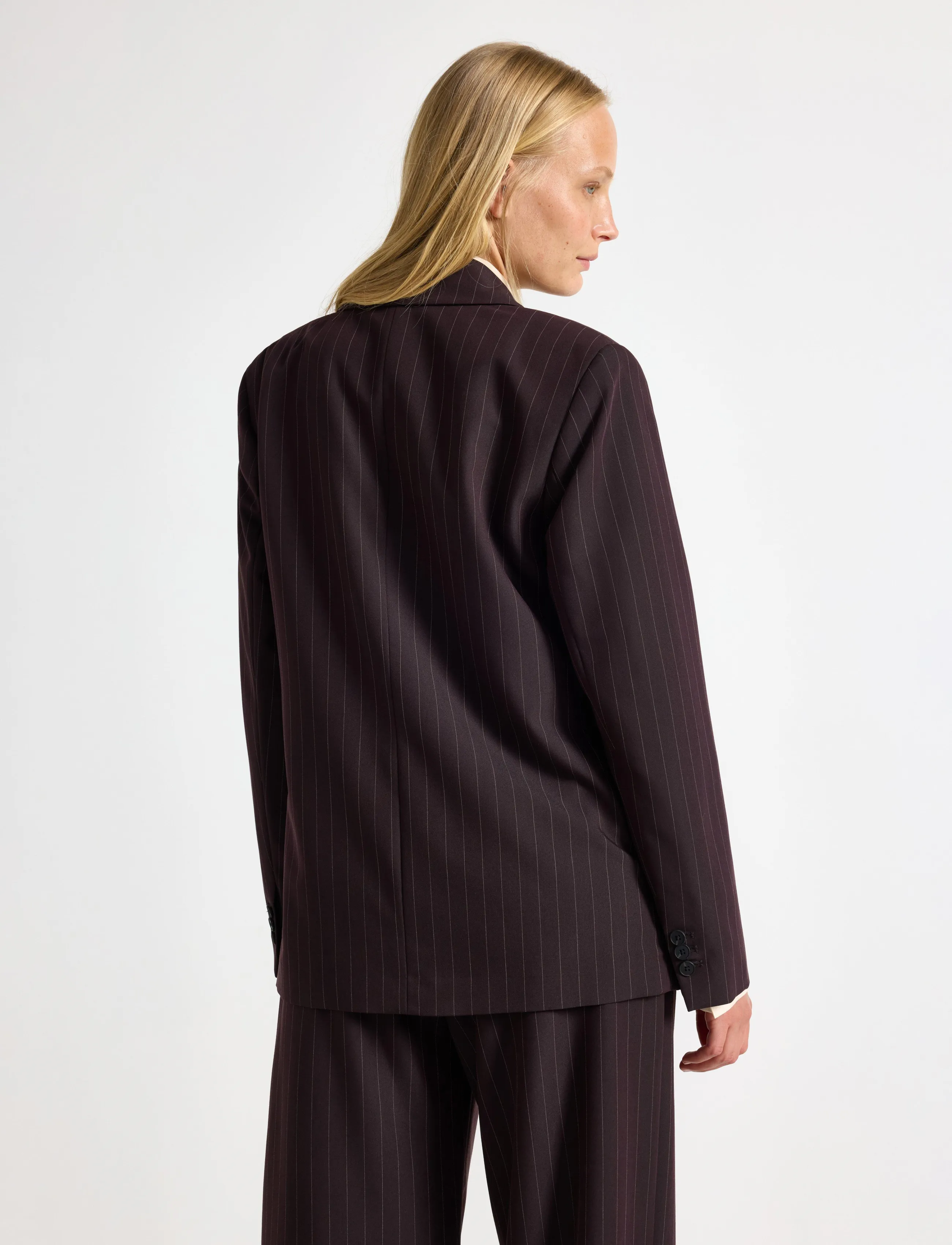 Lindex - Pinstriped oversized blazer - oversize kavajer - brown - 3