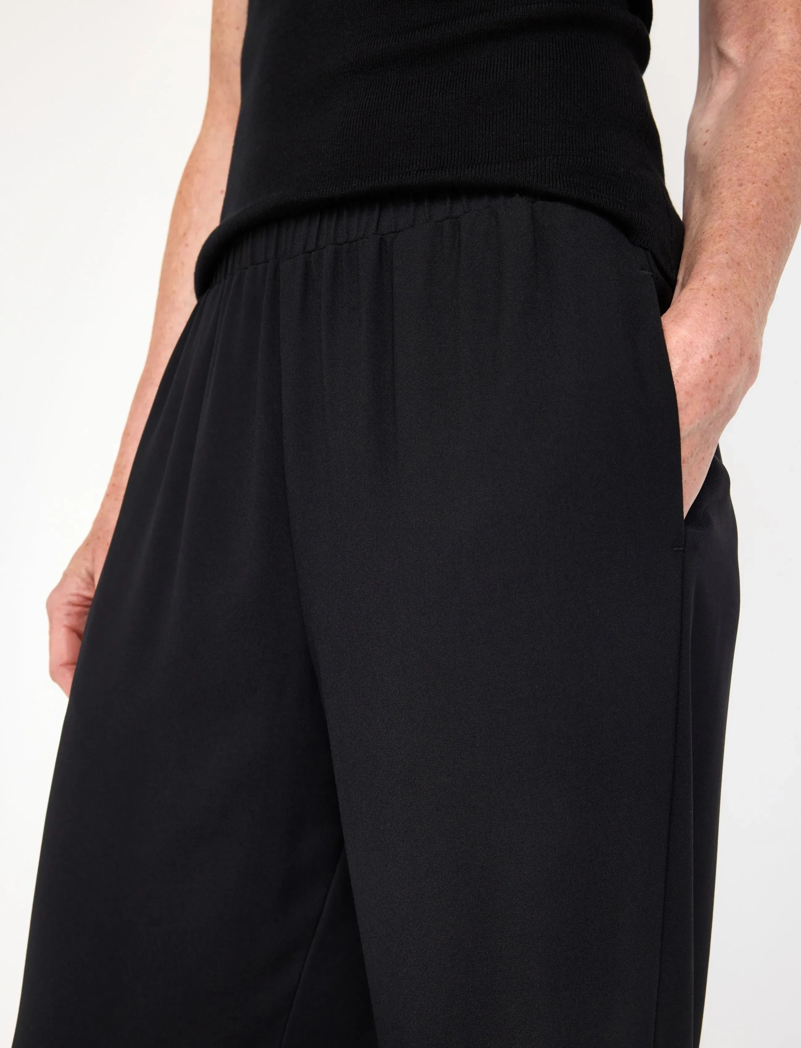 Lindex - STRAIGHT Bella trousers - raka byxor - black - 4