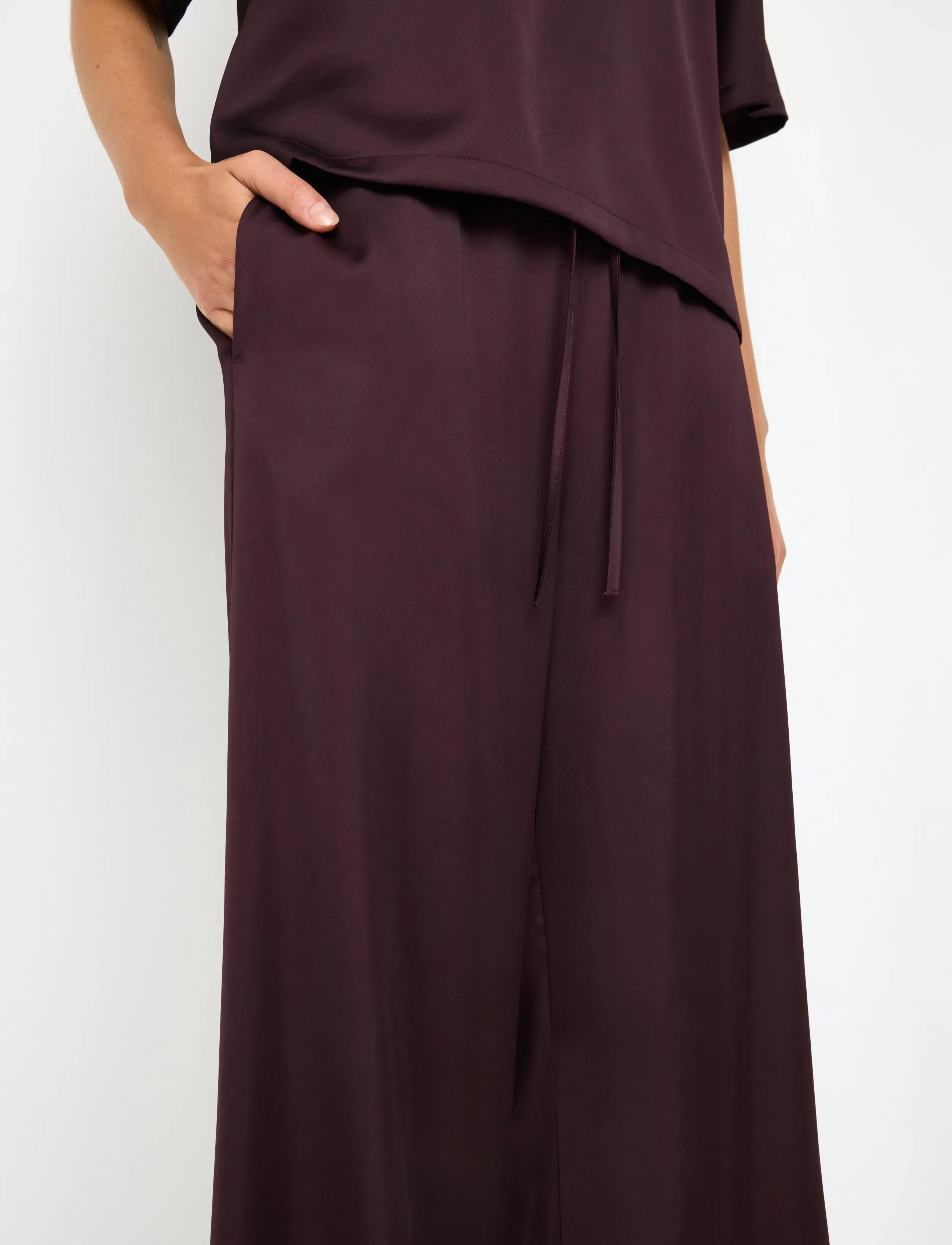 Lindex - WIDE satin trousers - dark dusty red - 4