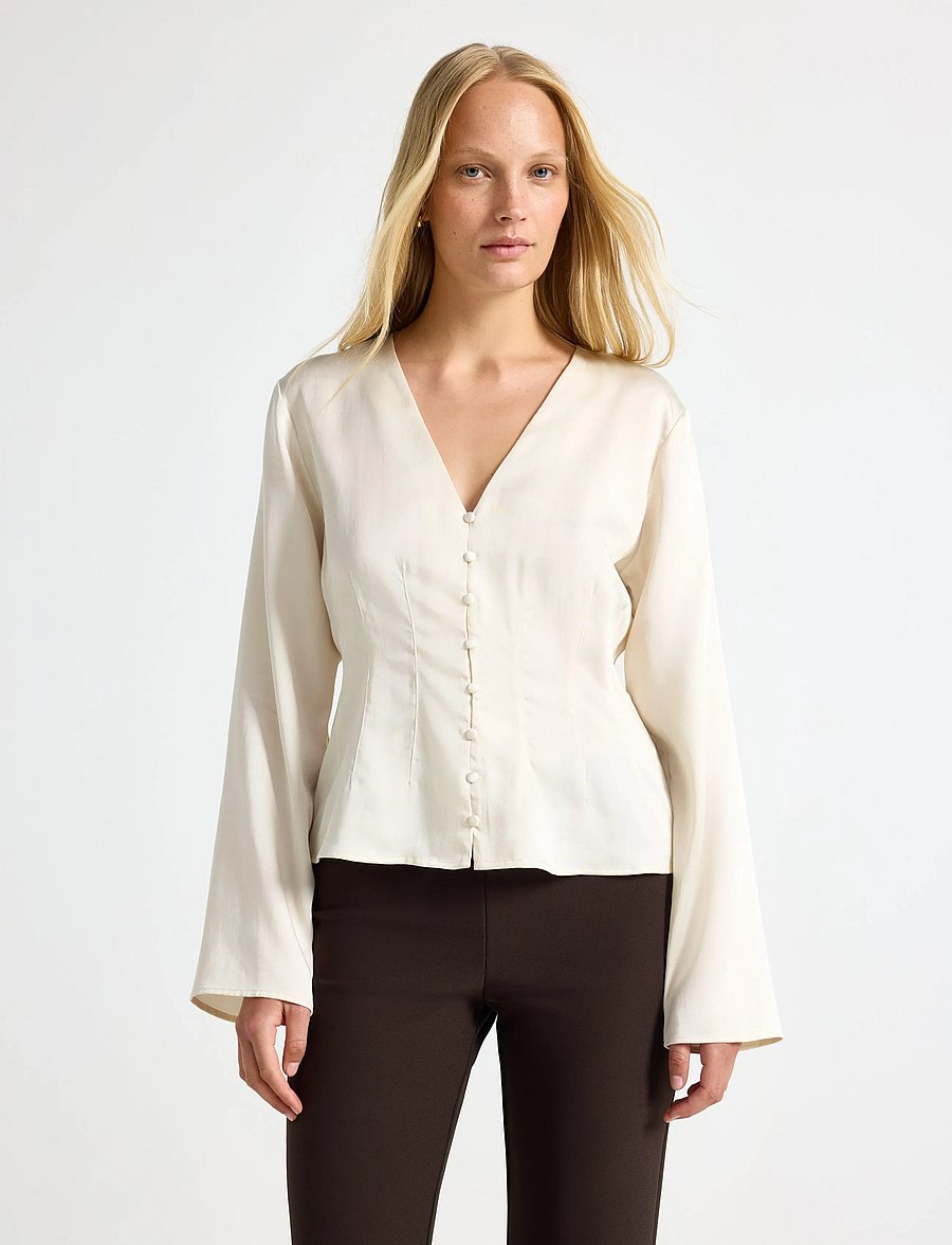 Lindex - Figure fit blouse - langärmelige blusen - light beige - 0